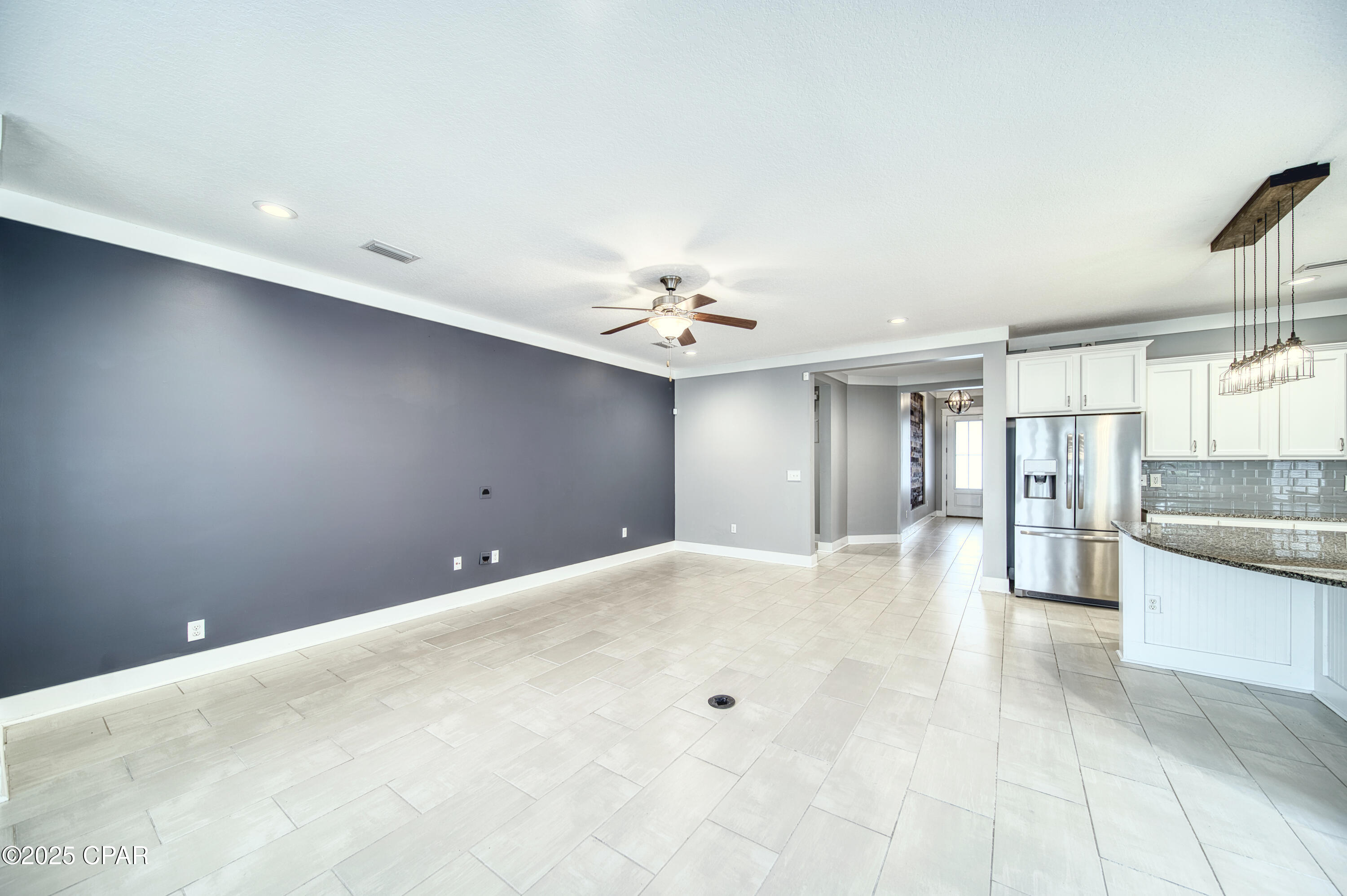 3113 E Heartleaf Avenue