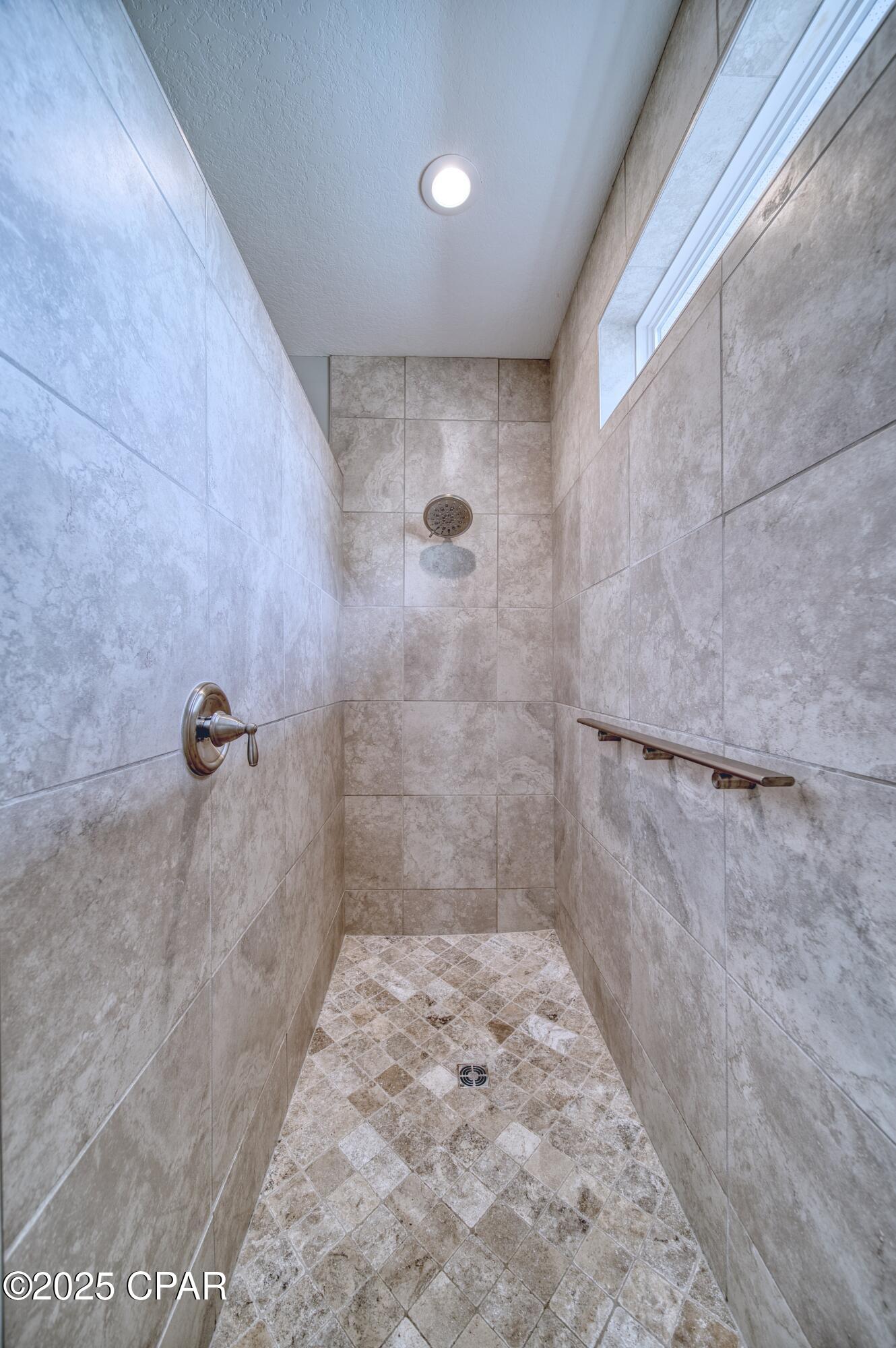 3113 E Heartleaf Avenue