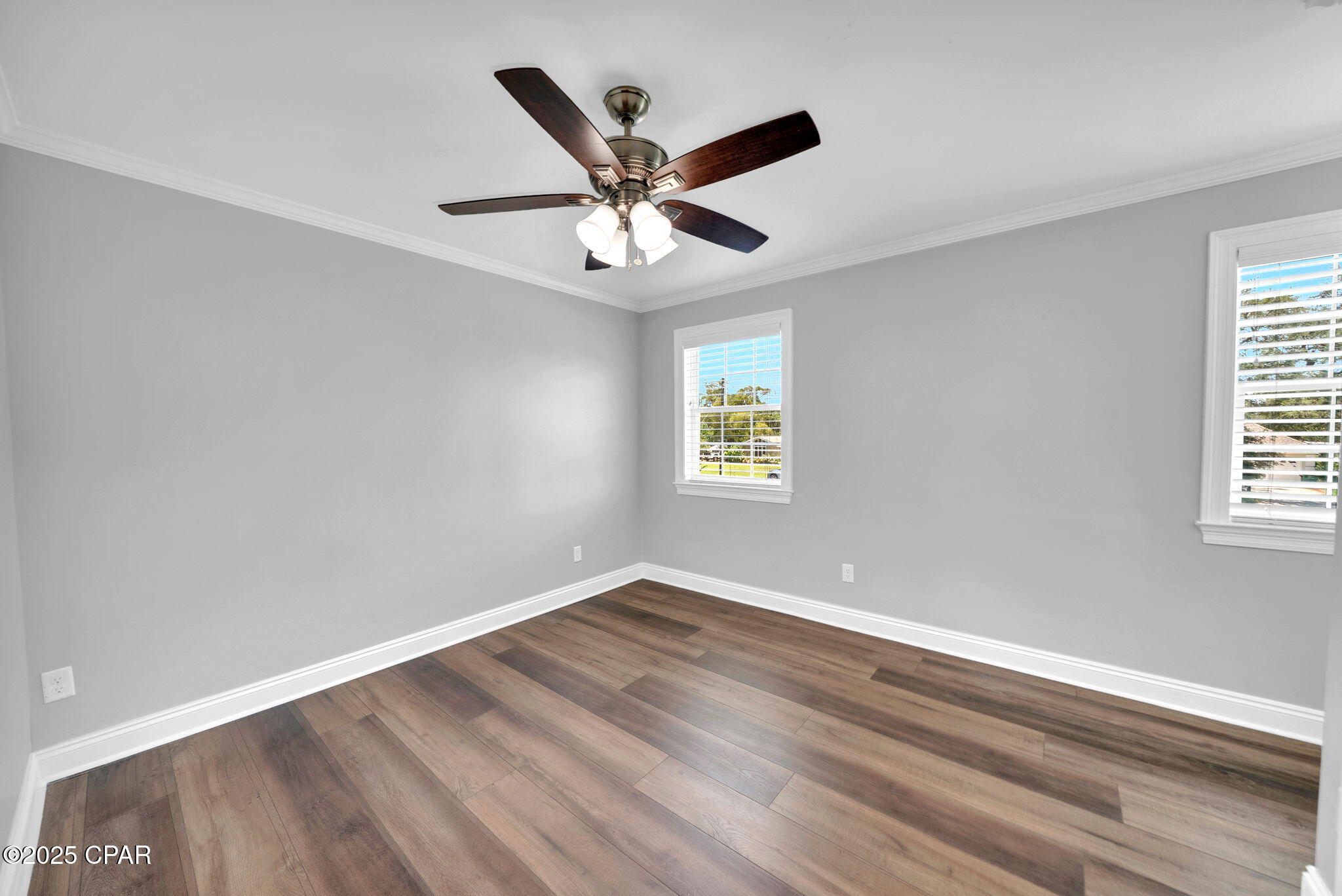 2207 W 33rd Street