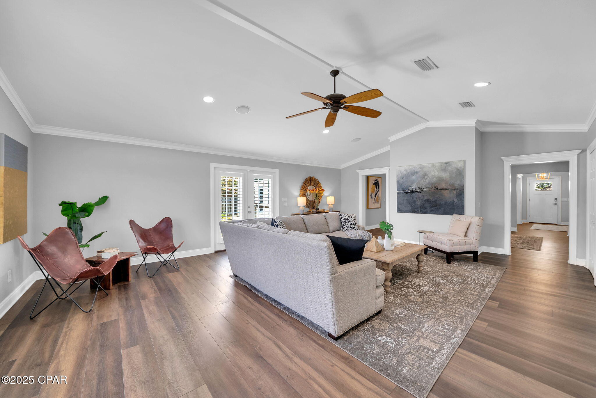 2207 W 33rd Street