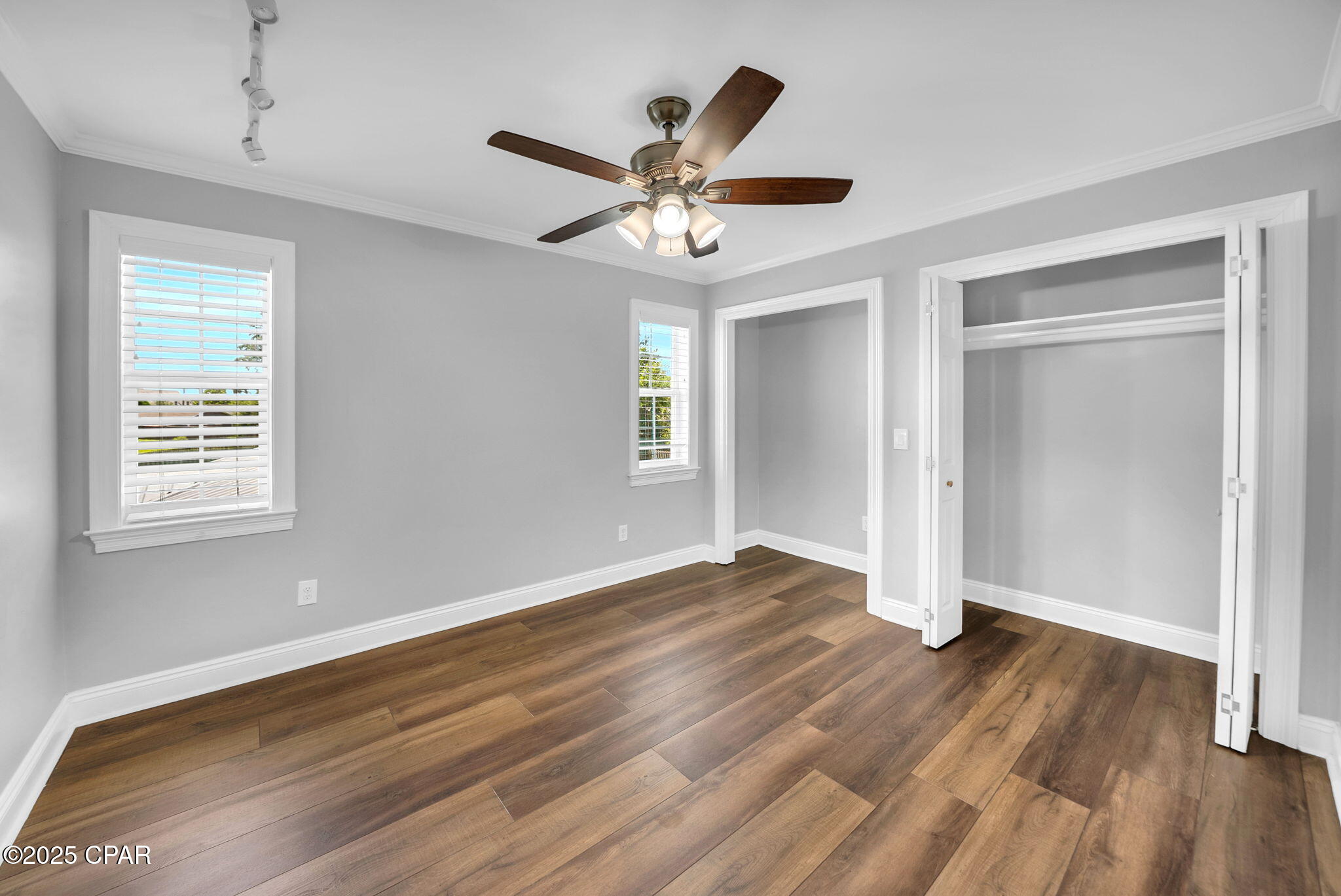 2207 W 33rd Street