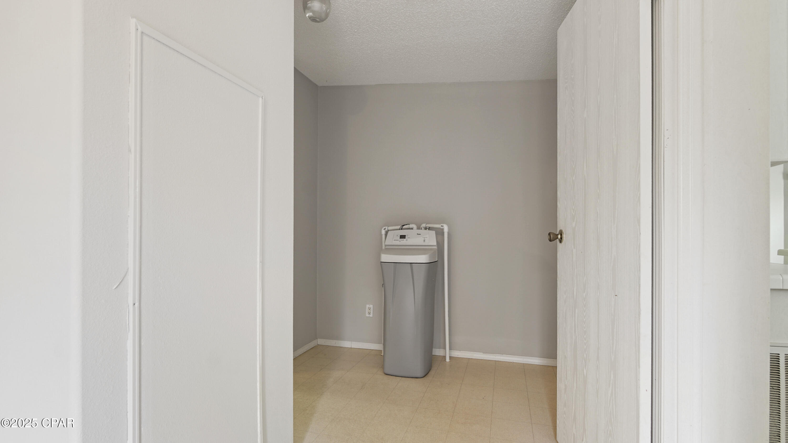 12434 Clear Creek Road