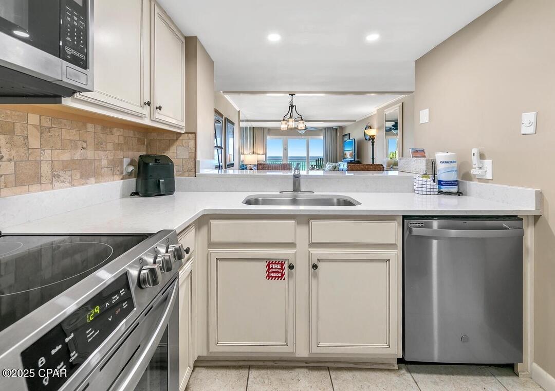 7205 Thomas Drive D205
