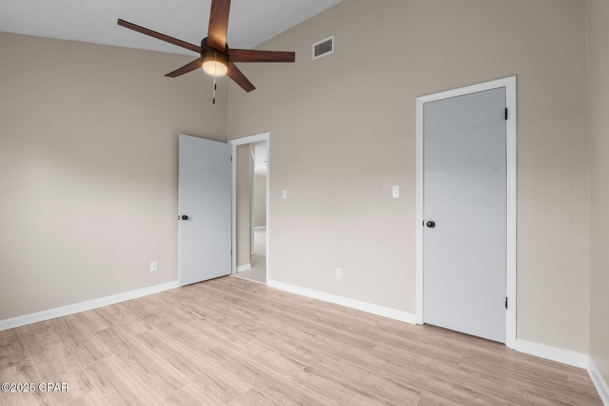 502 Sunshine Court