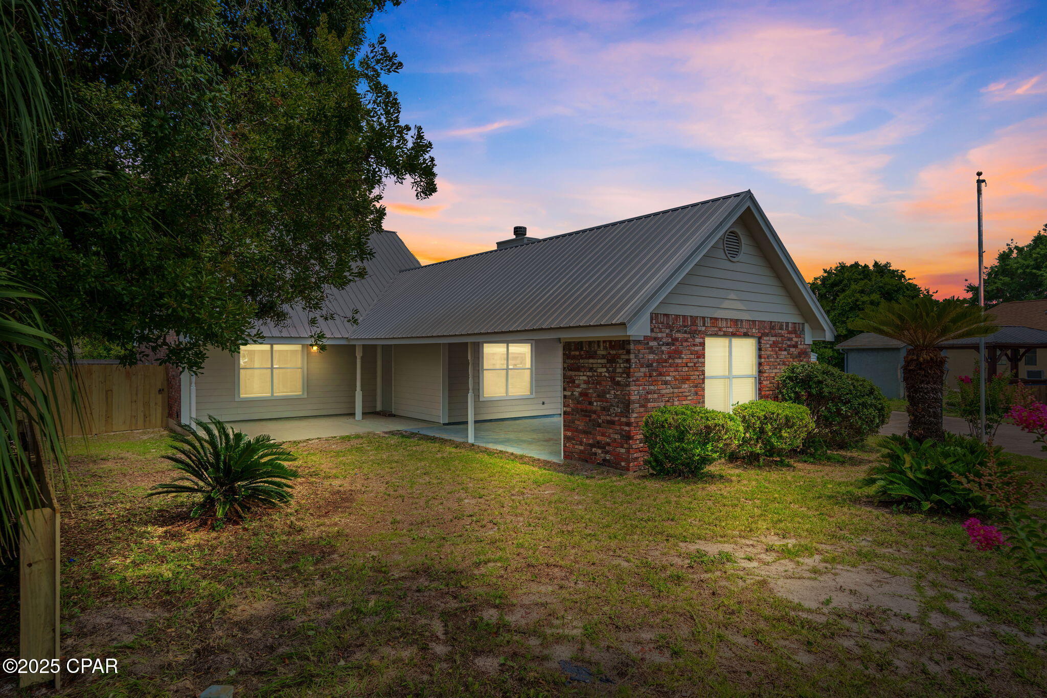502 Sunshine Court