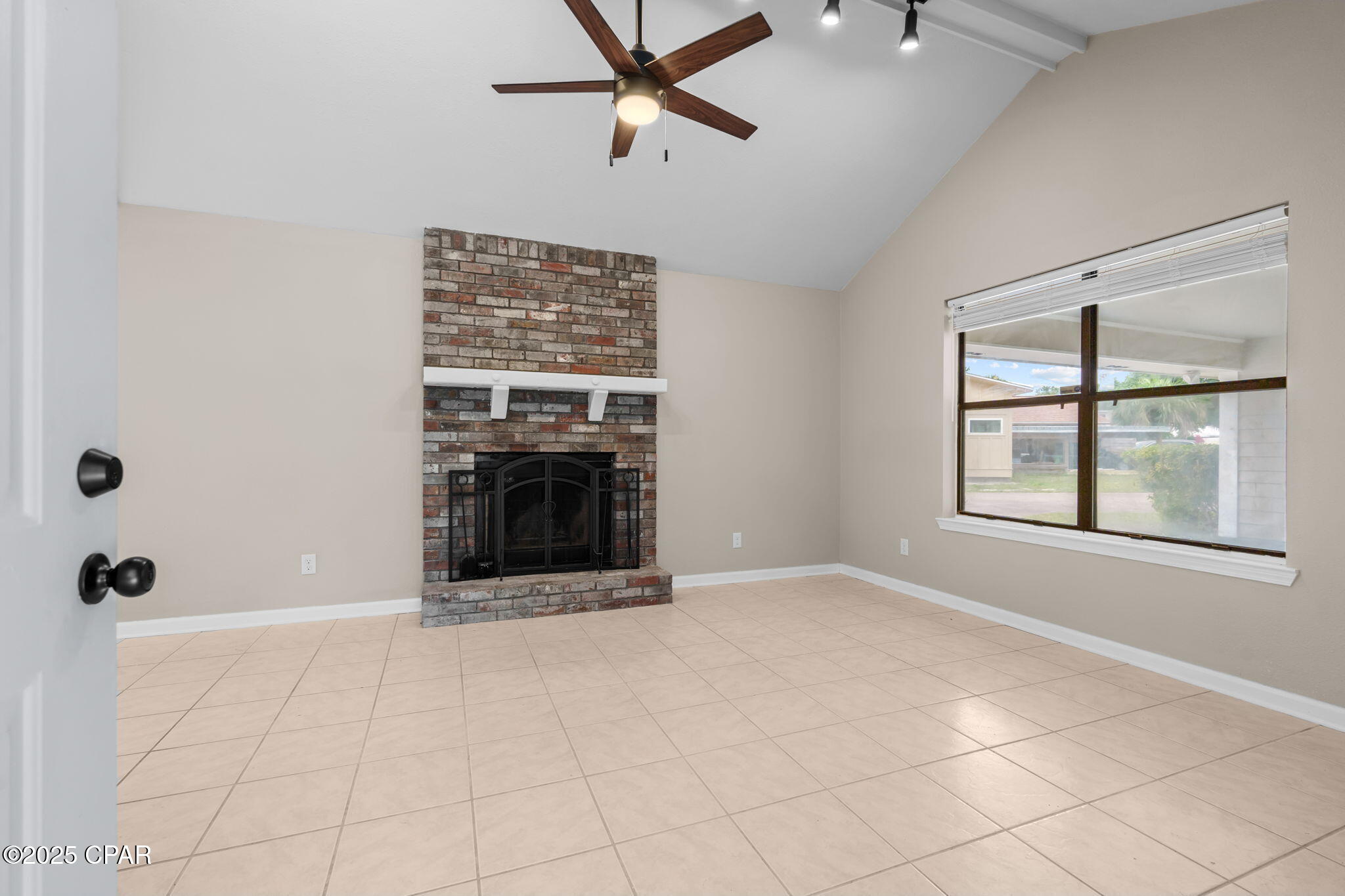 502 Sunshine Court