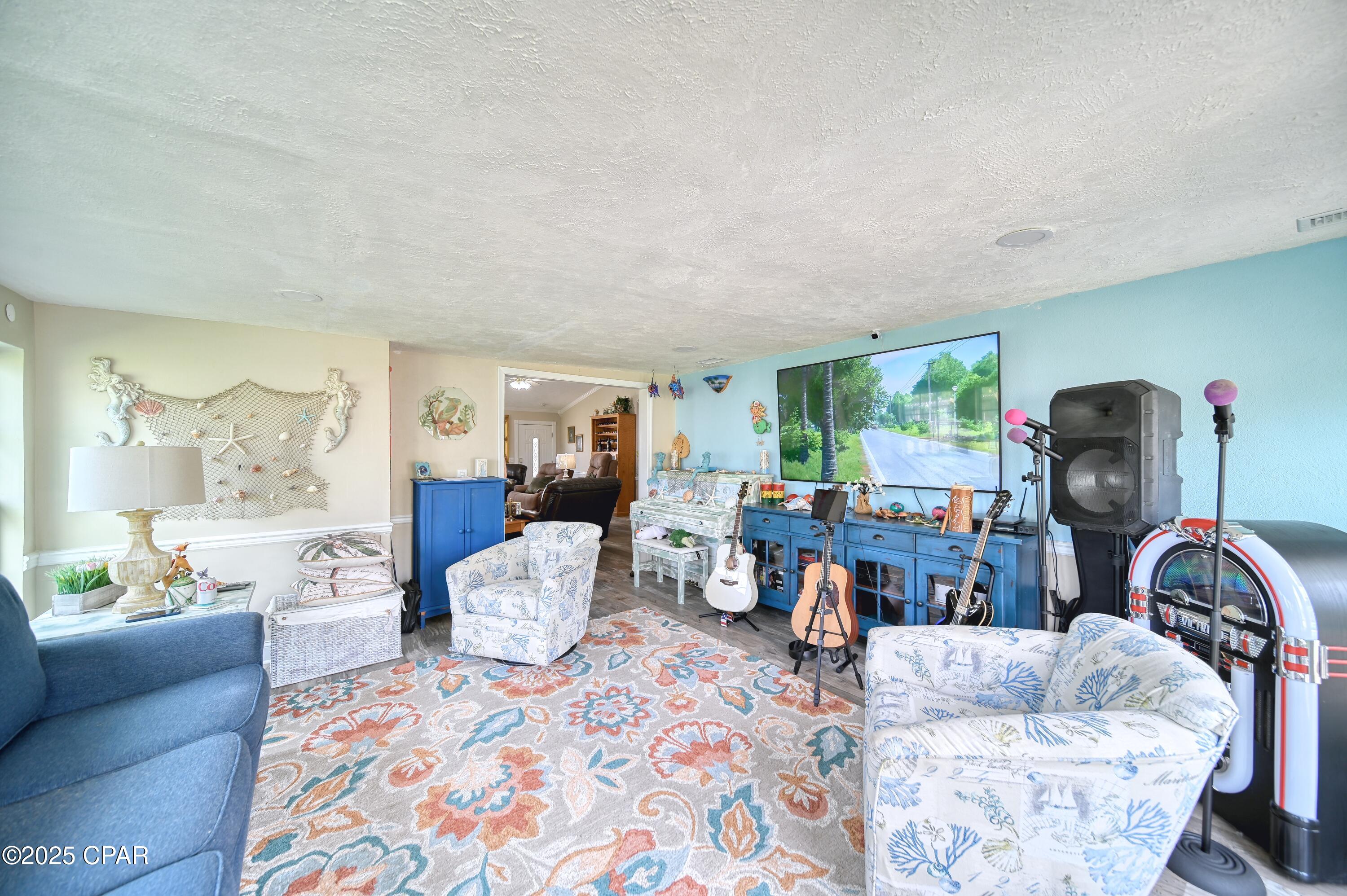 5514 Lakewood Circle