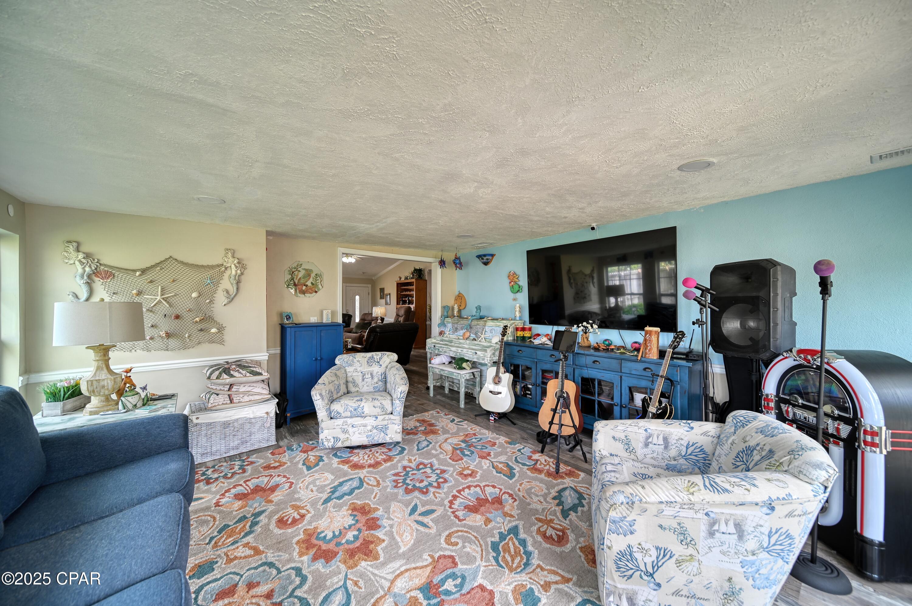 5514 Lakewood Circle