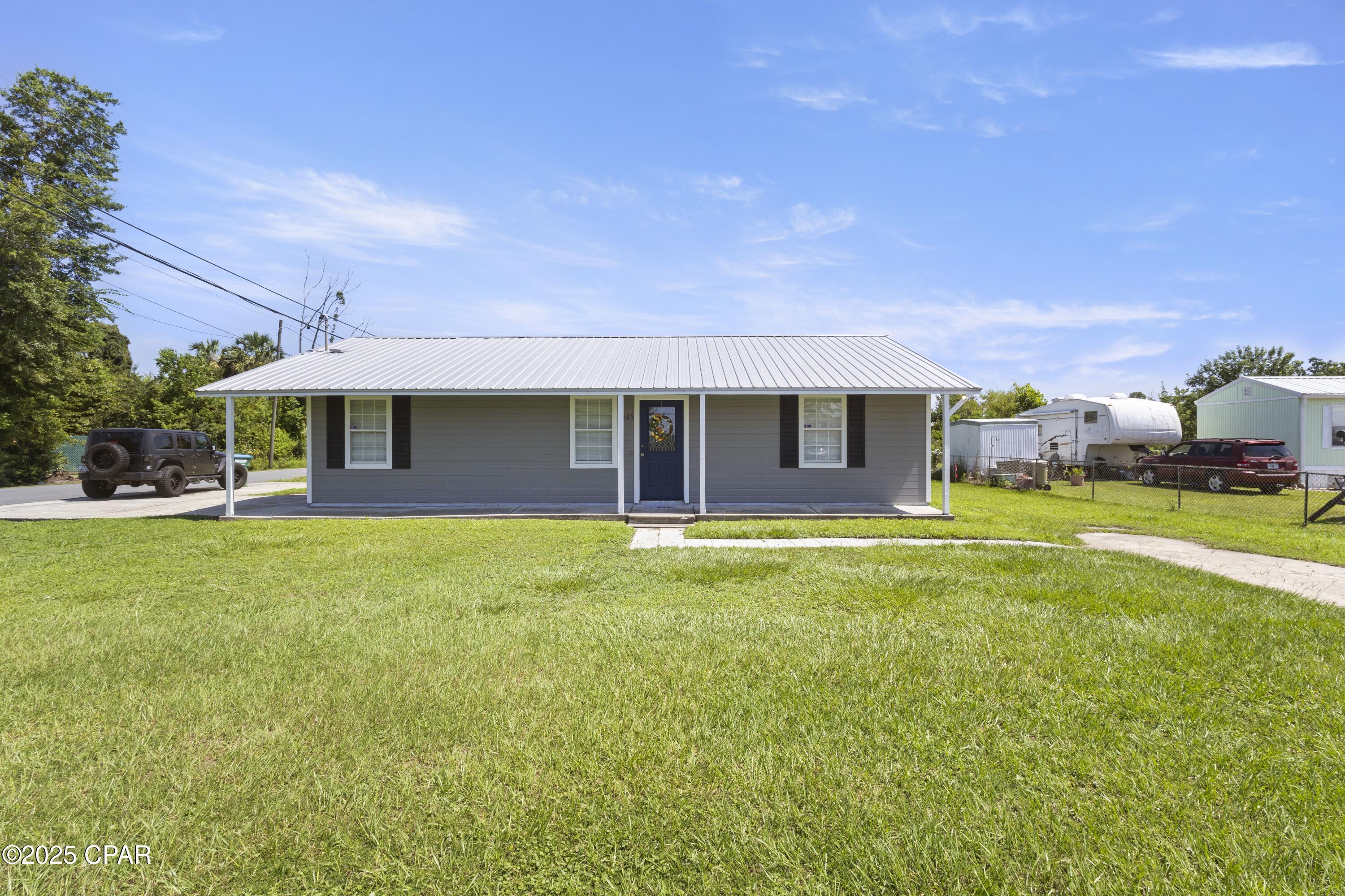 2825 E Orlando Road