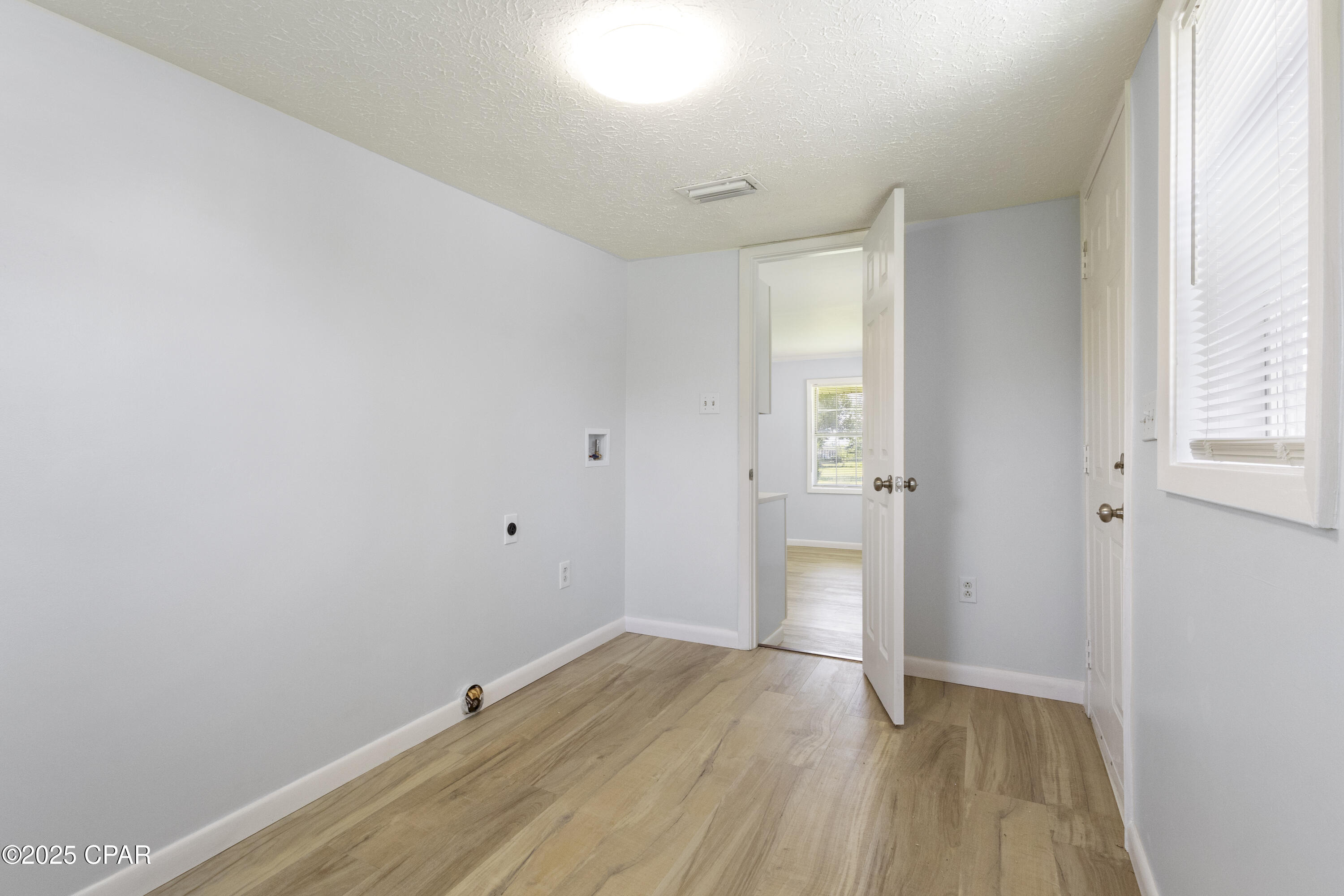 2825 E Orlando Road