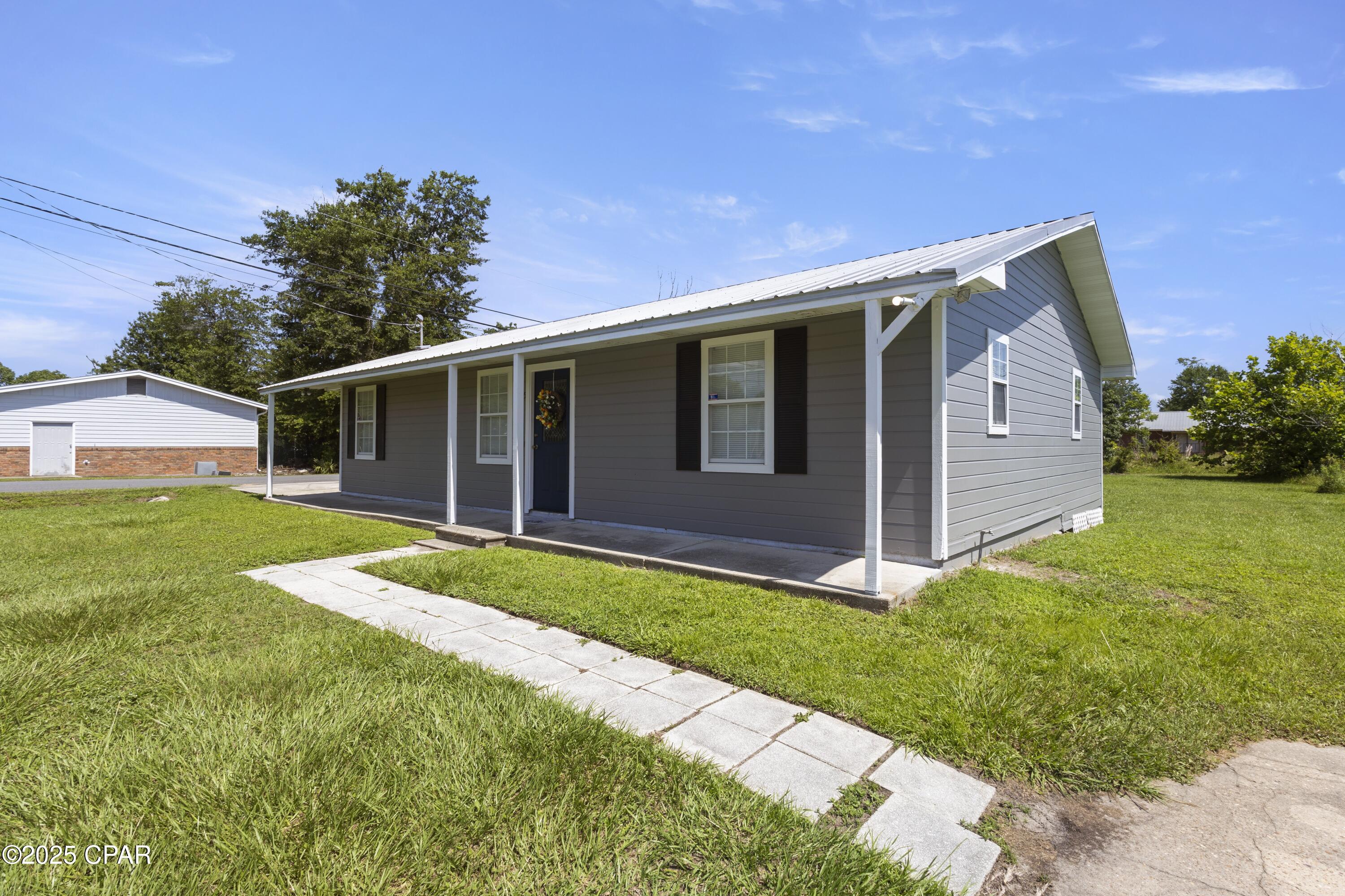 2825 E Orlando Road
