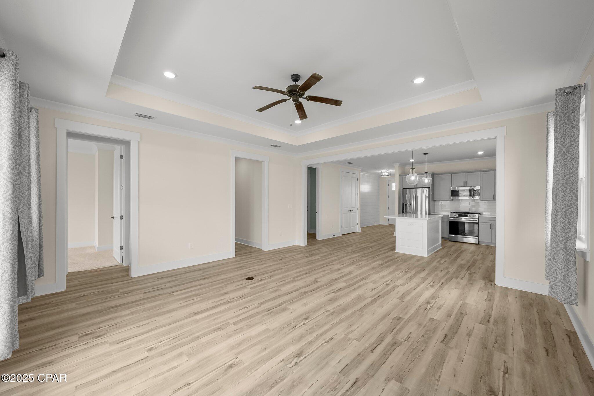 2113 Rushes Avenue