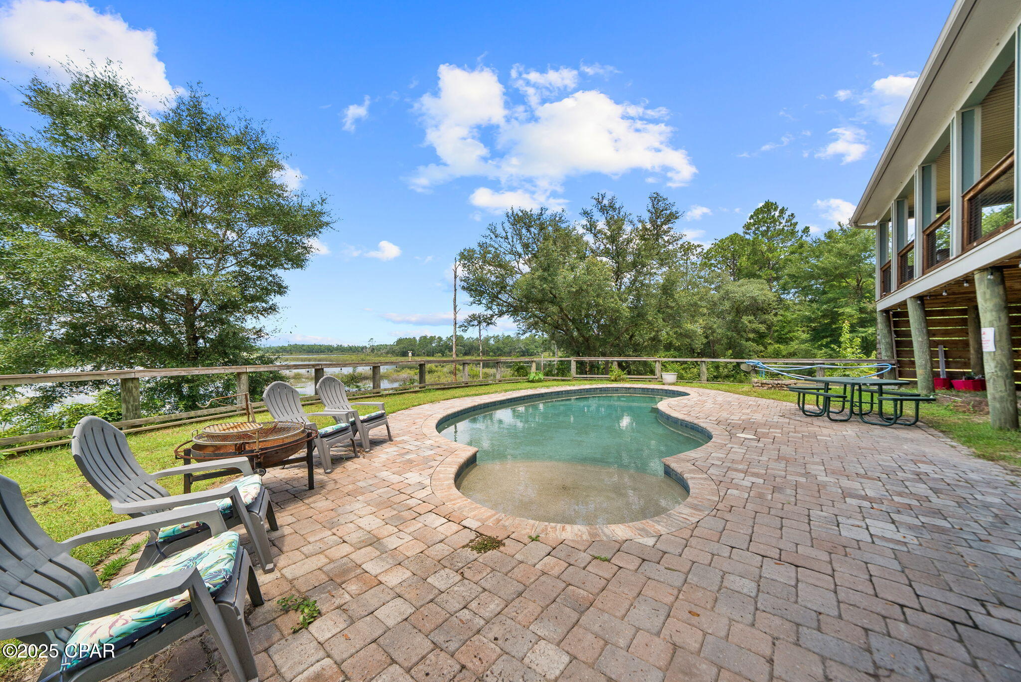 4832 Lake Ridge Drive