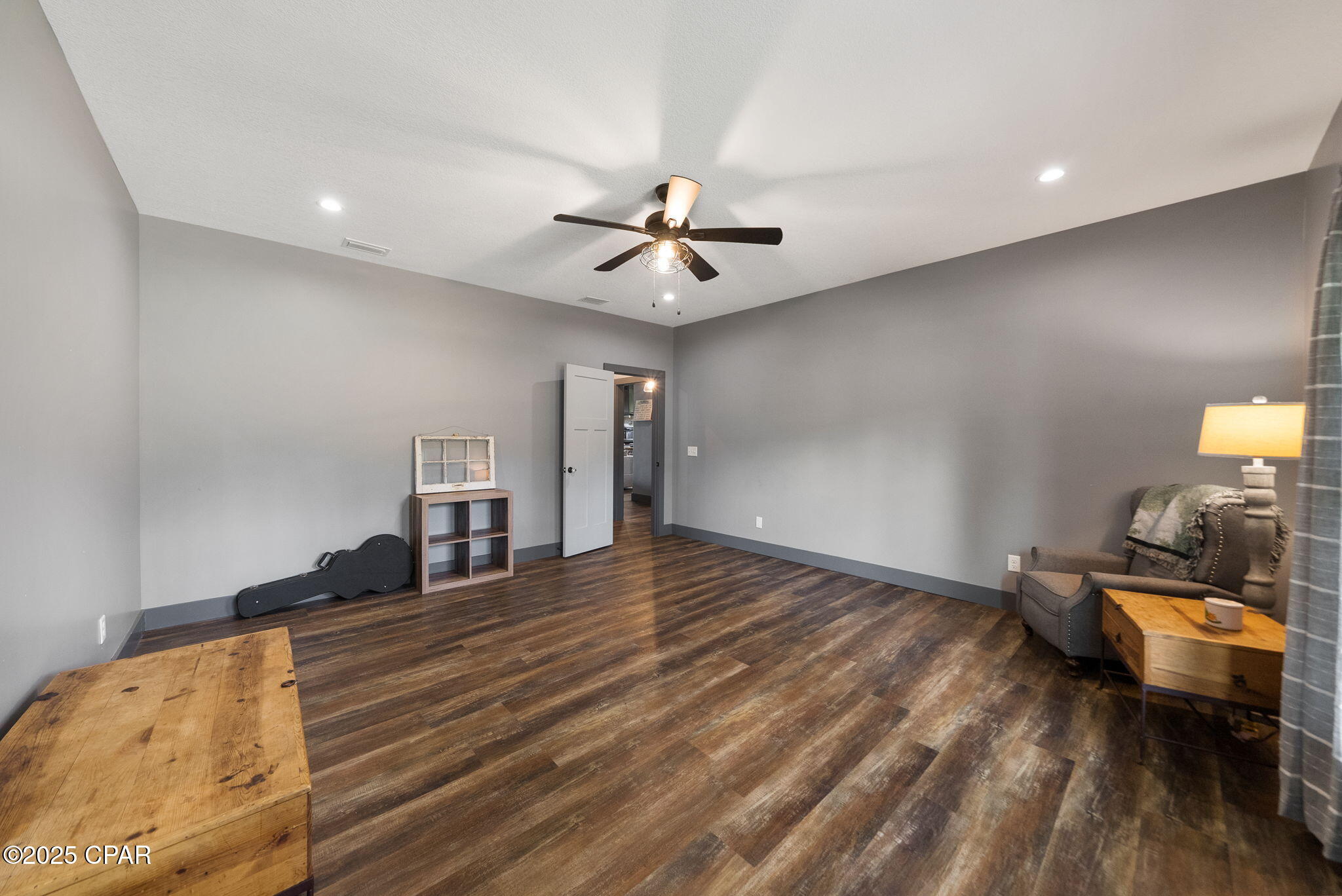 4832 Lake Ridge Drive