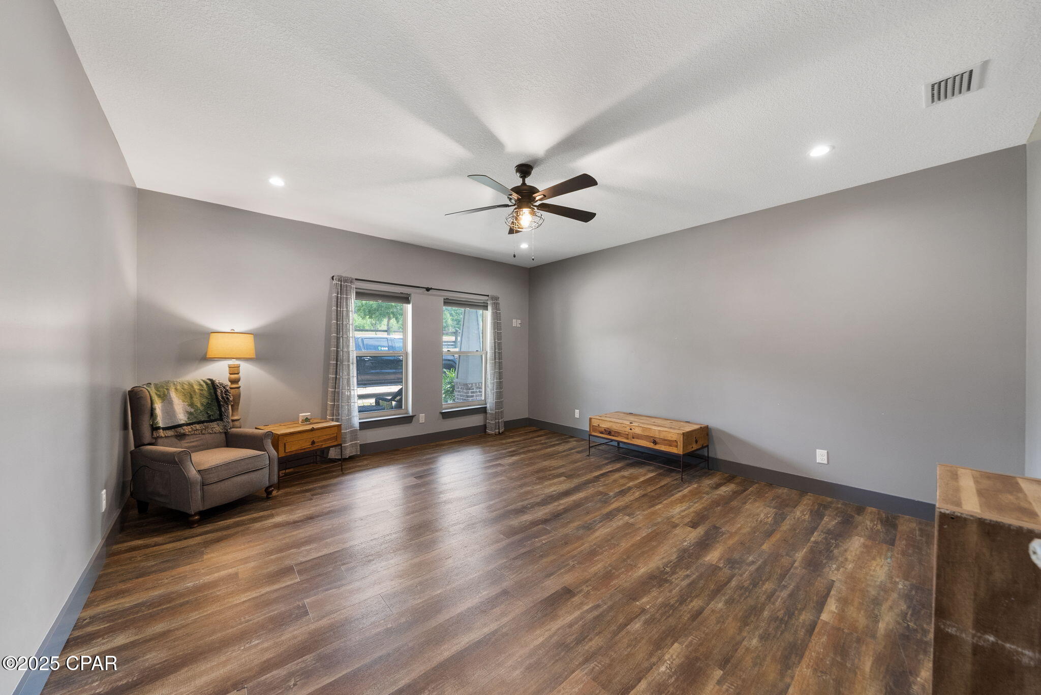 4832 Lake Ridge Drive