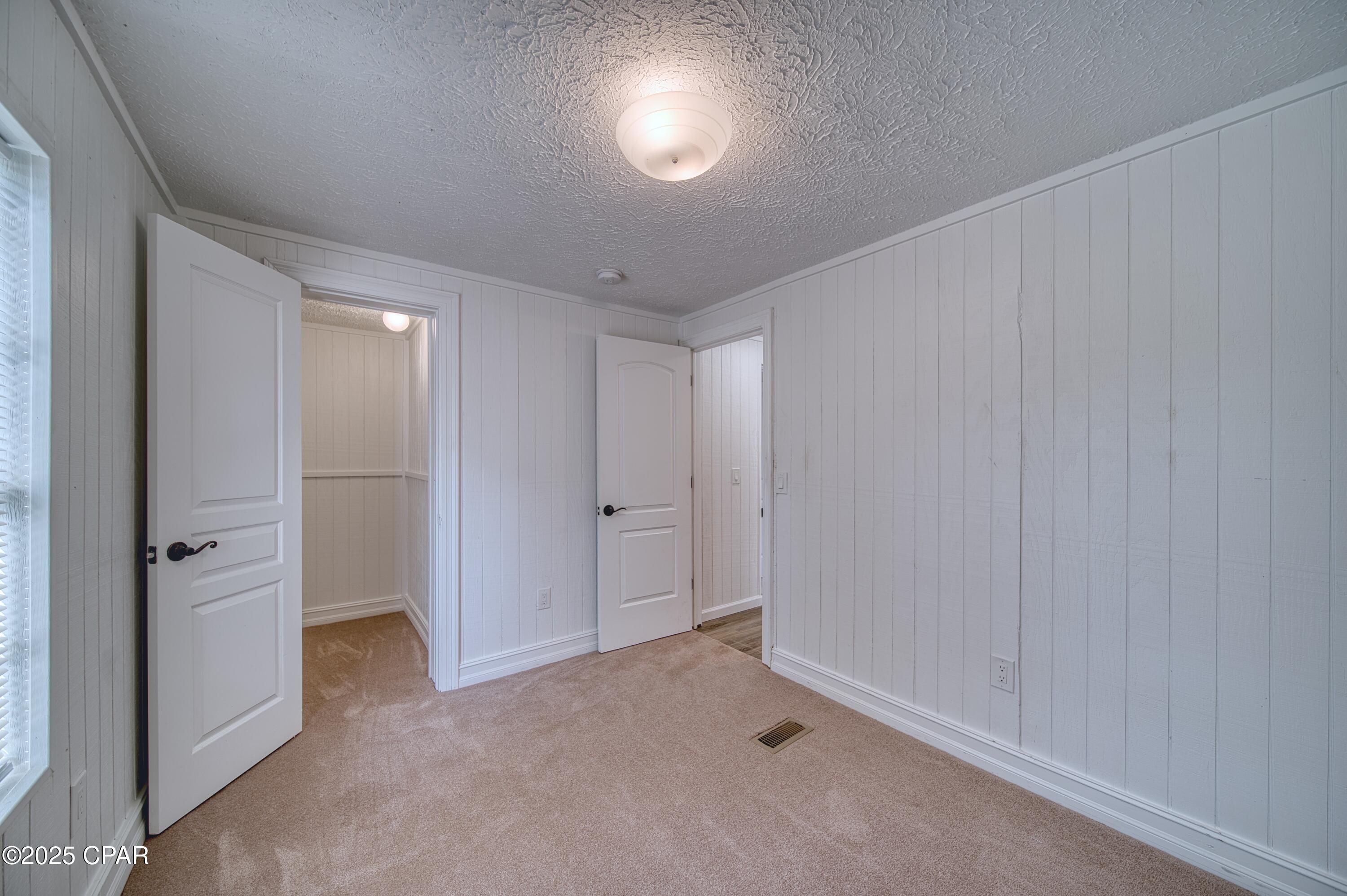 7923 Santa Rosa Avenue