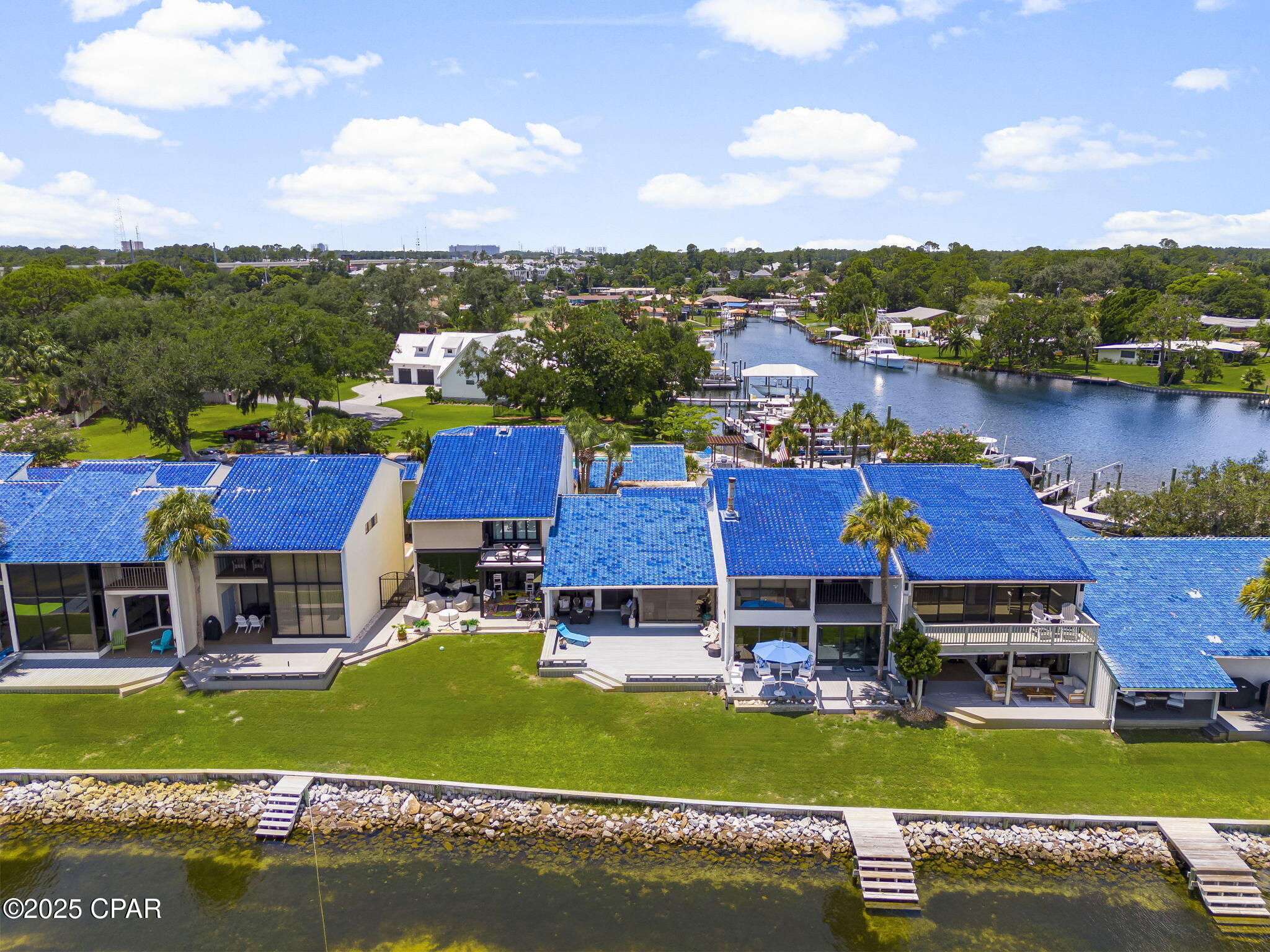 425 Bayshore Drive 12