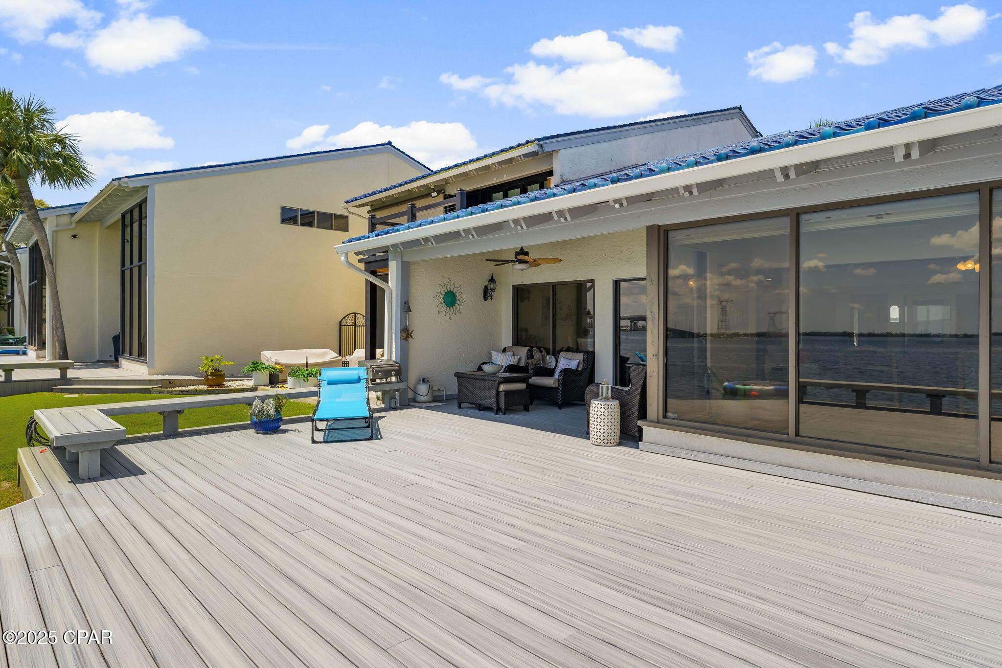 425 Bayshore Drive 12