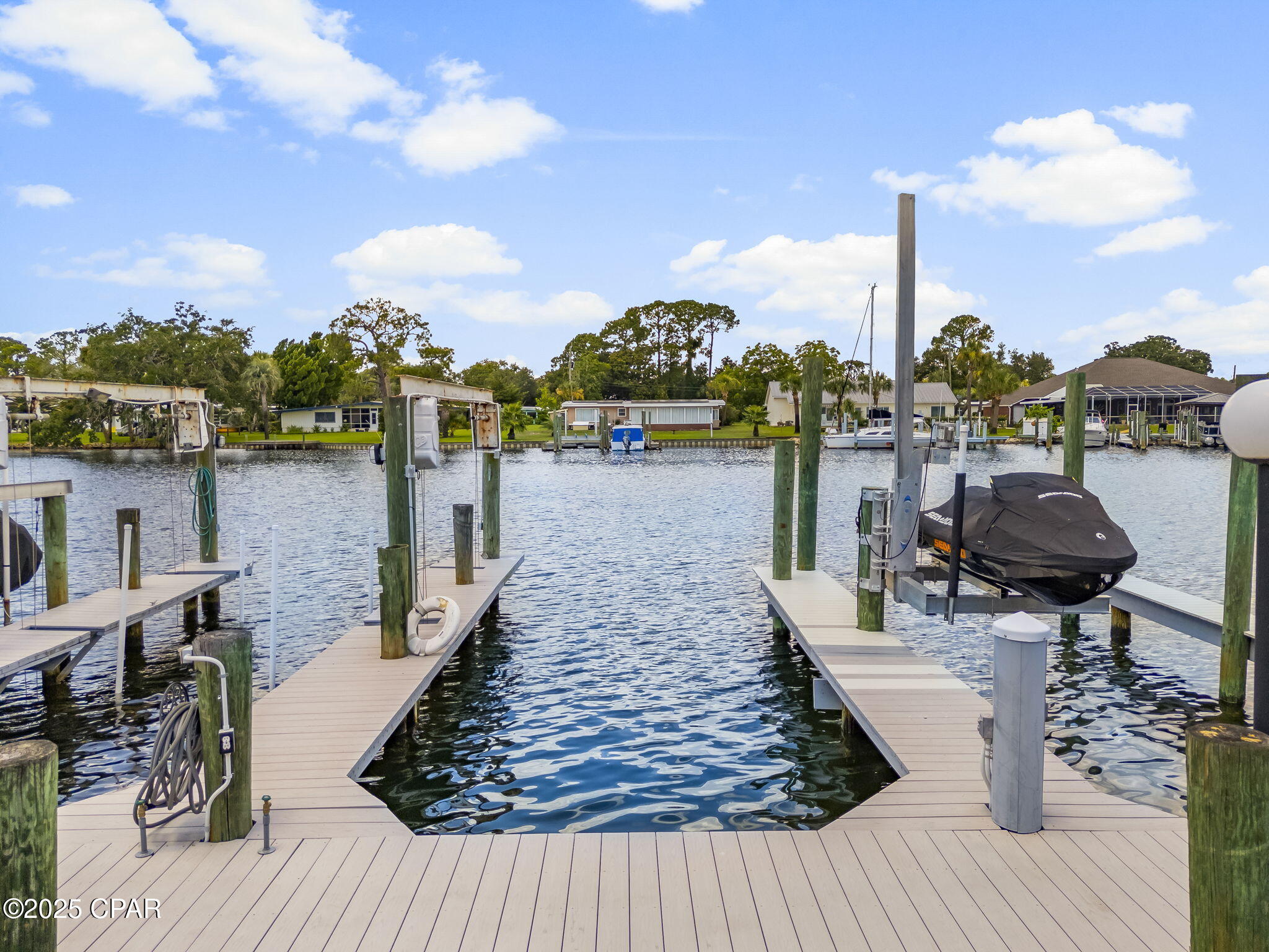 425 Bayshore Drive 12