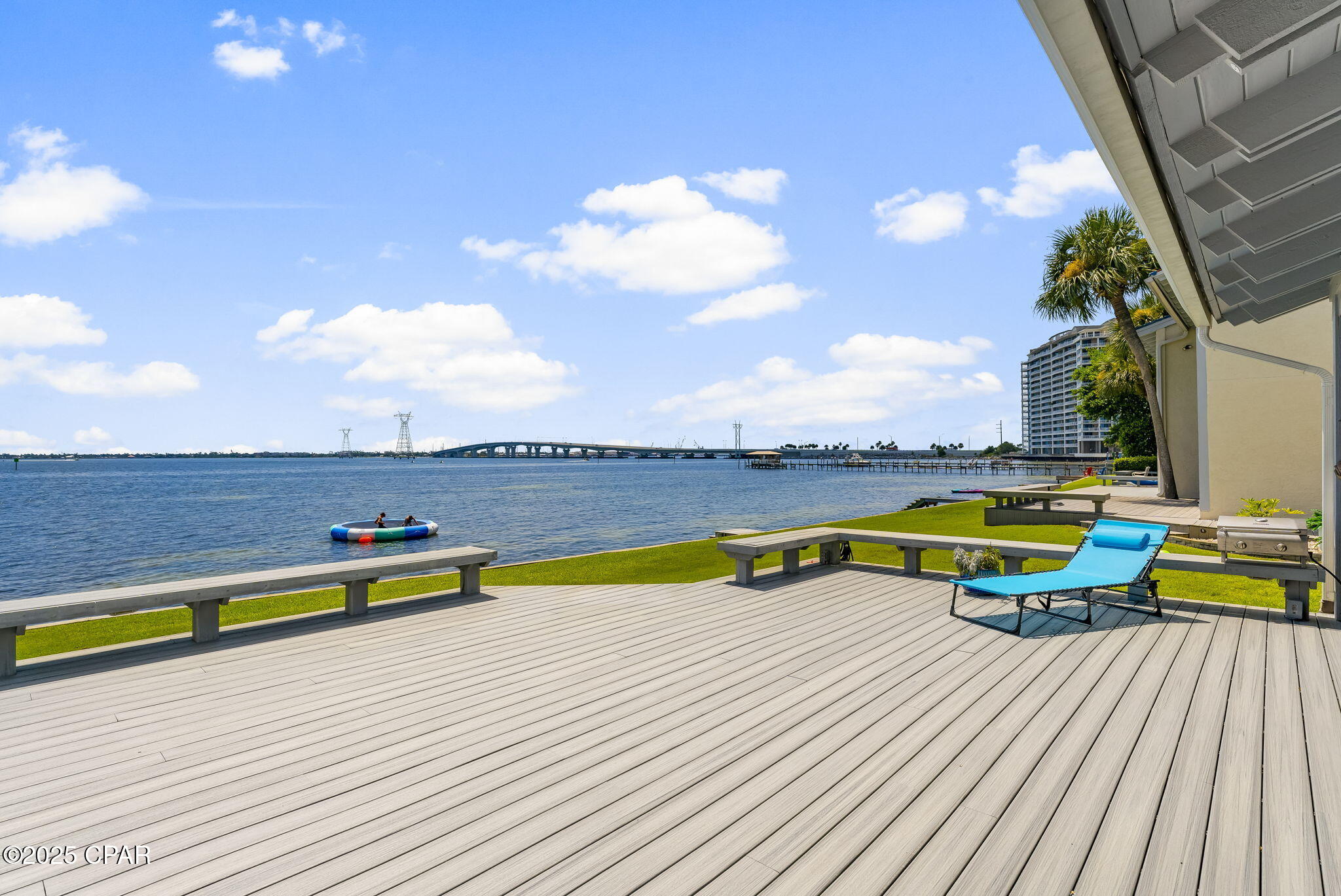 425 Bayshore Drive 12