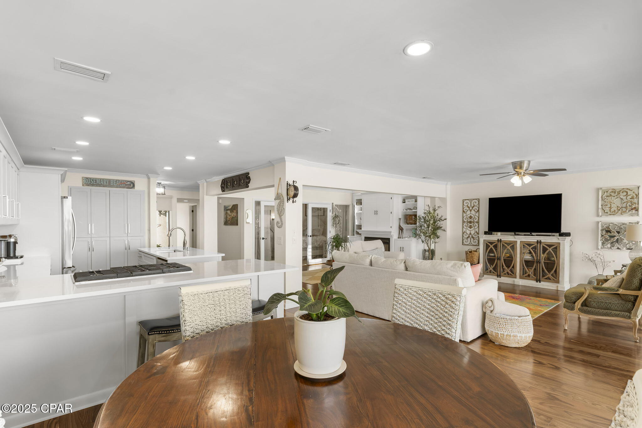 425 Bayshore Drive 12