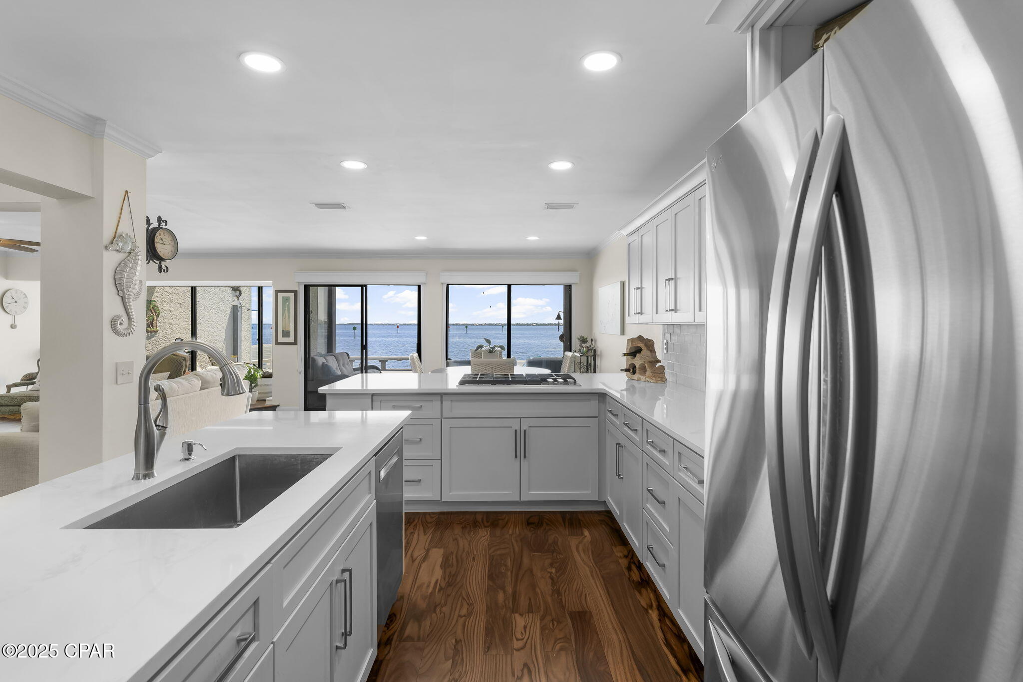 425 Bayshore Drive 12