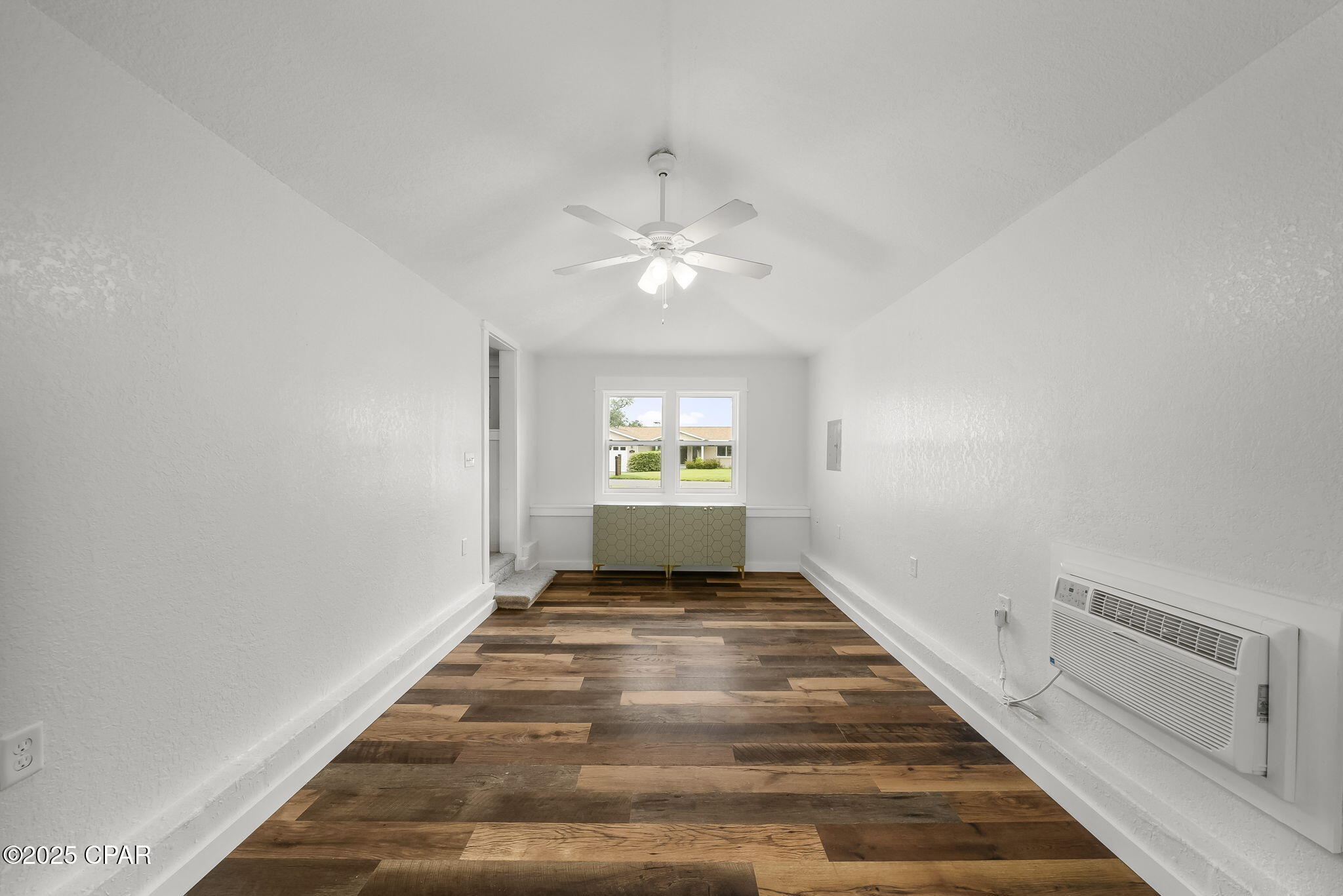 1902 Tyndall Drive