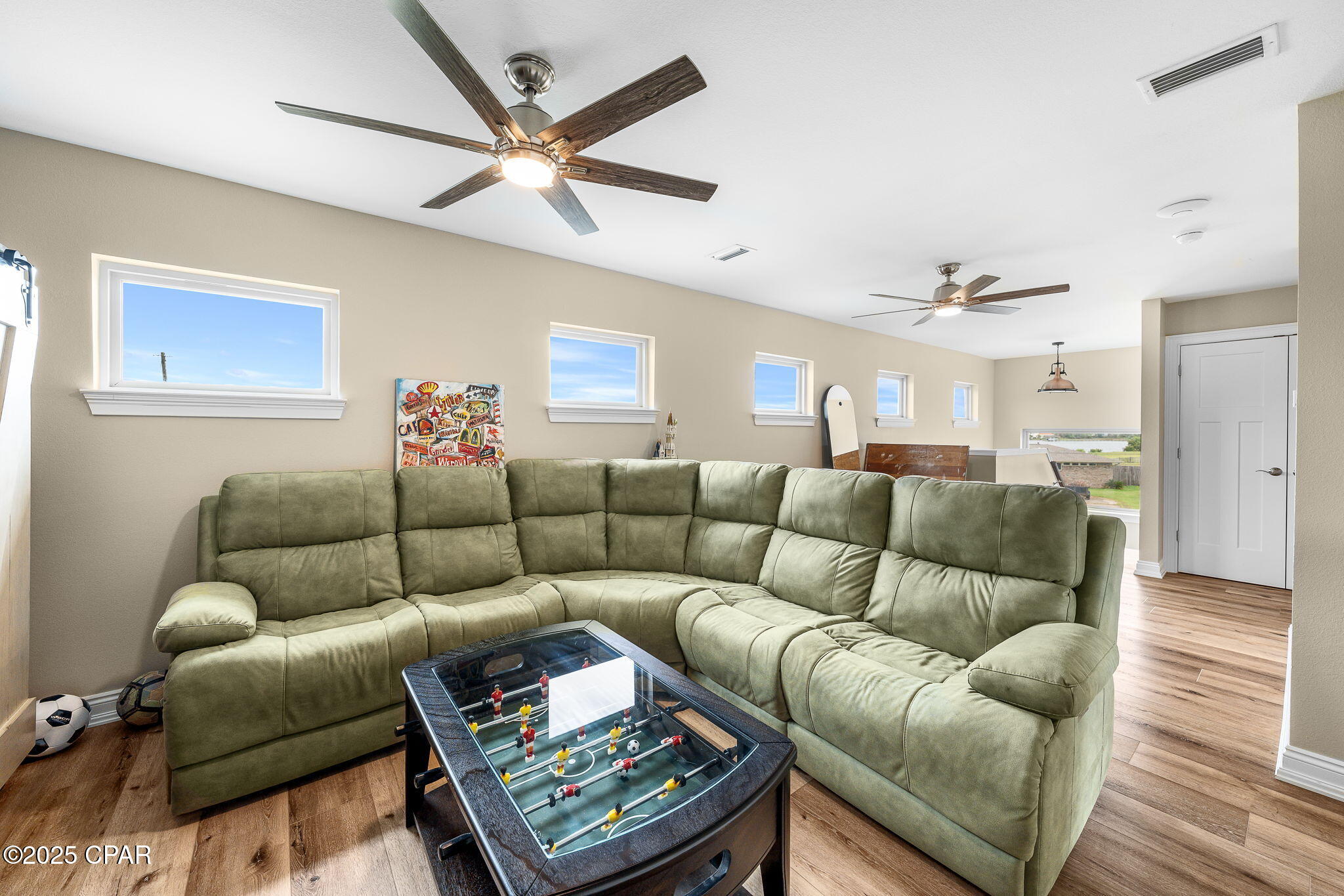 1019 Sunset Lane