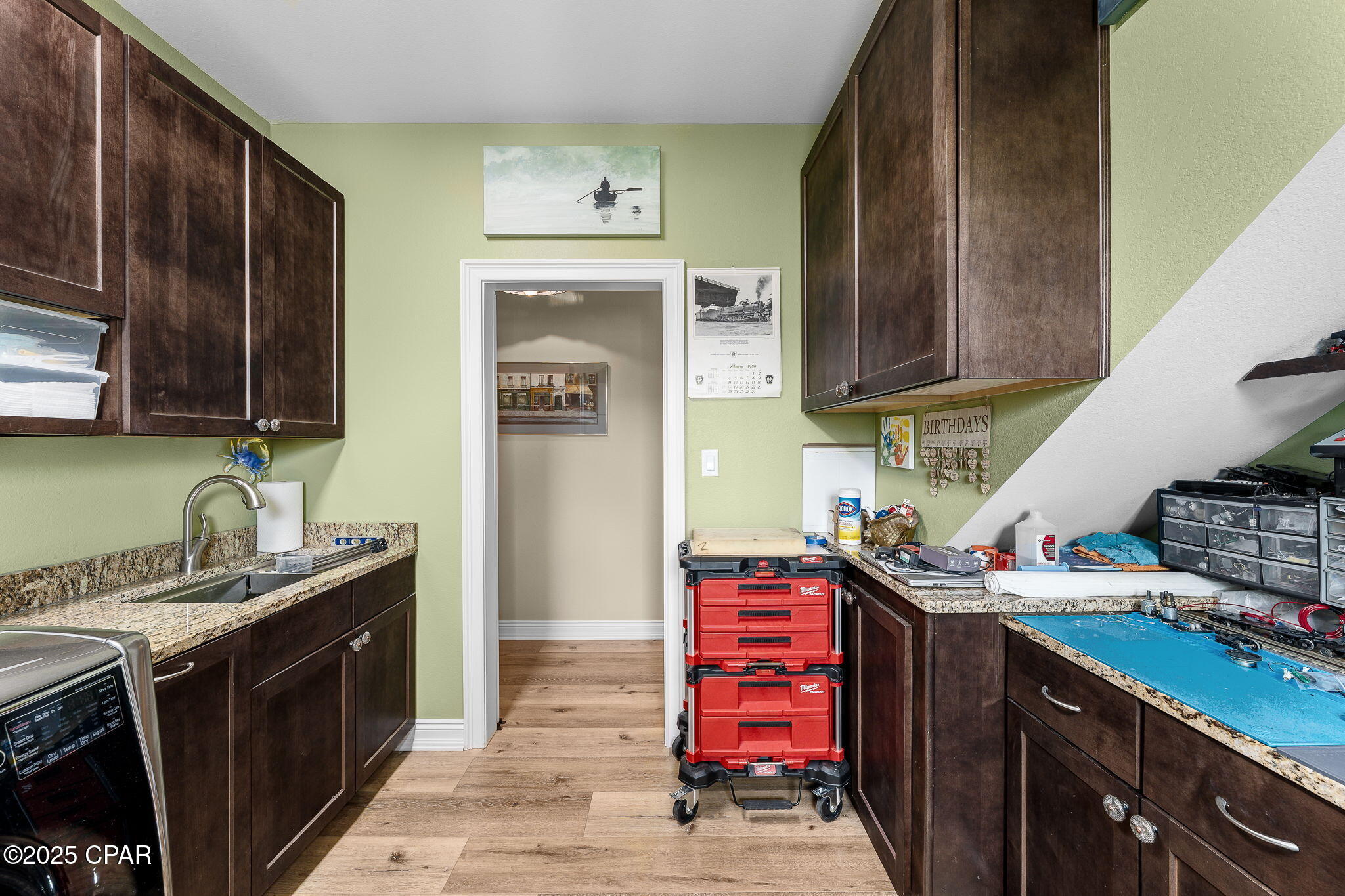 1019 Sunset Lane