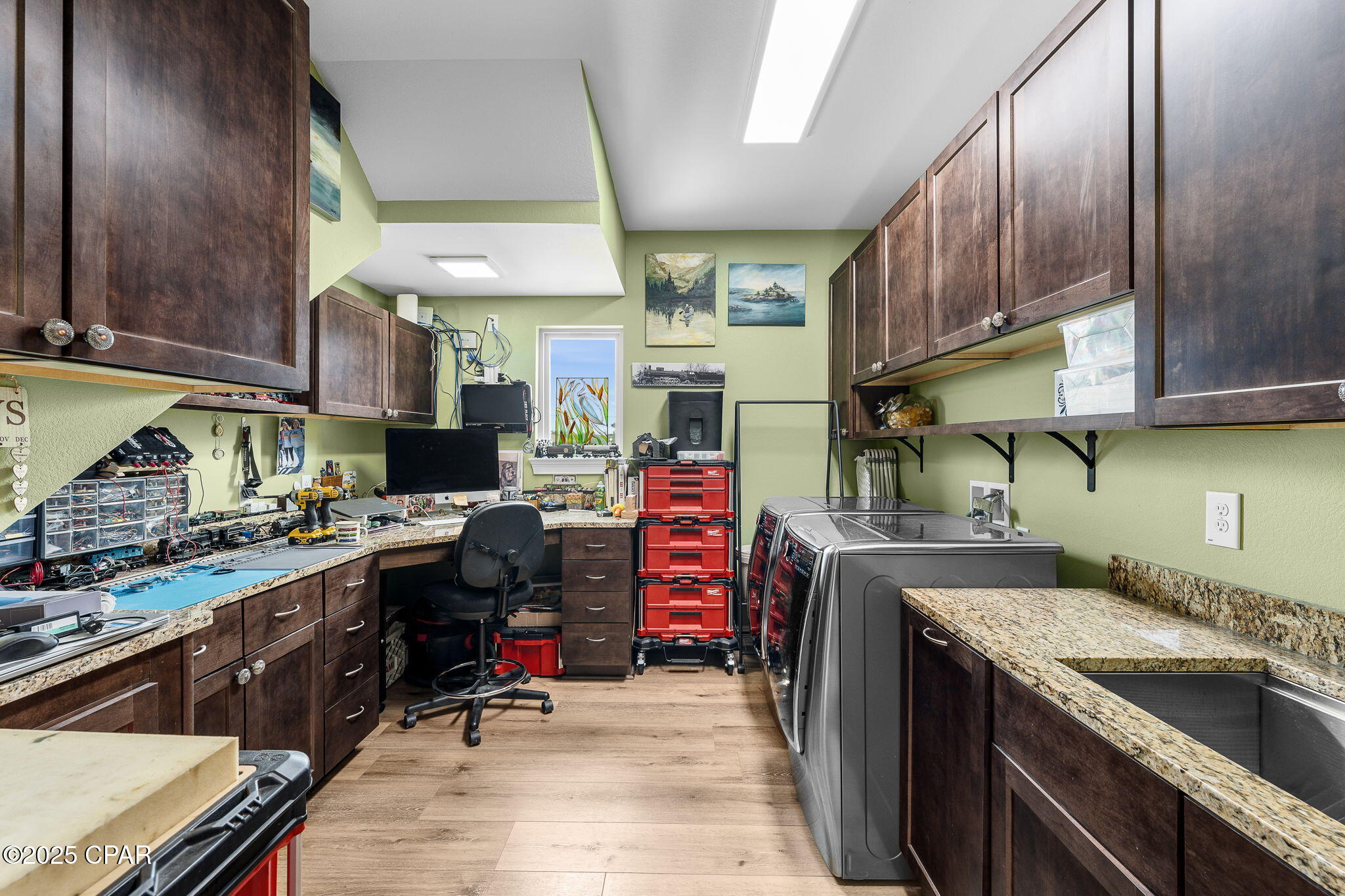 1019 Sunset Lane