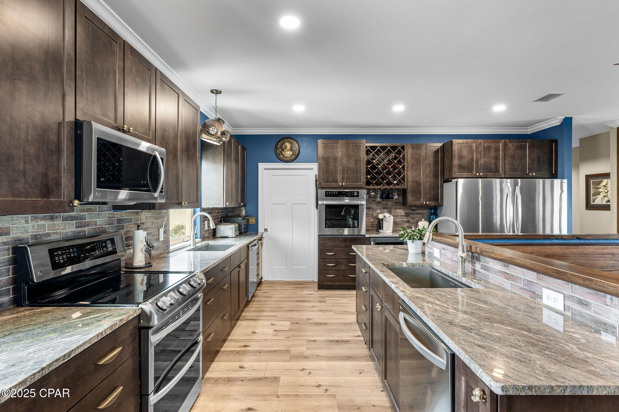 1019 Sunset Lane