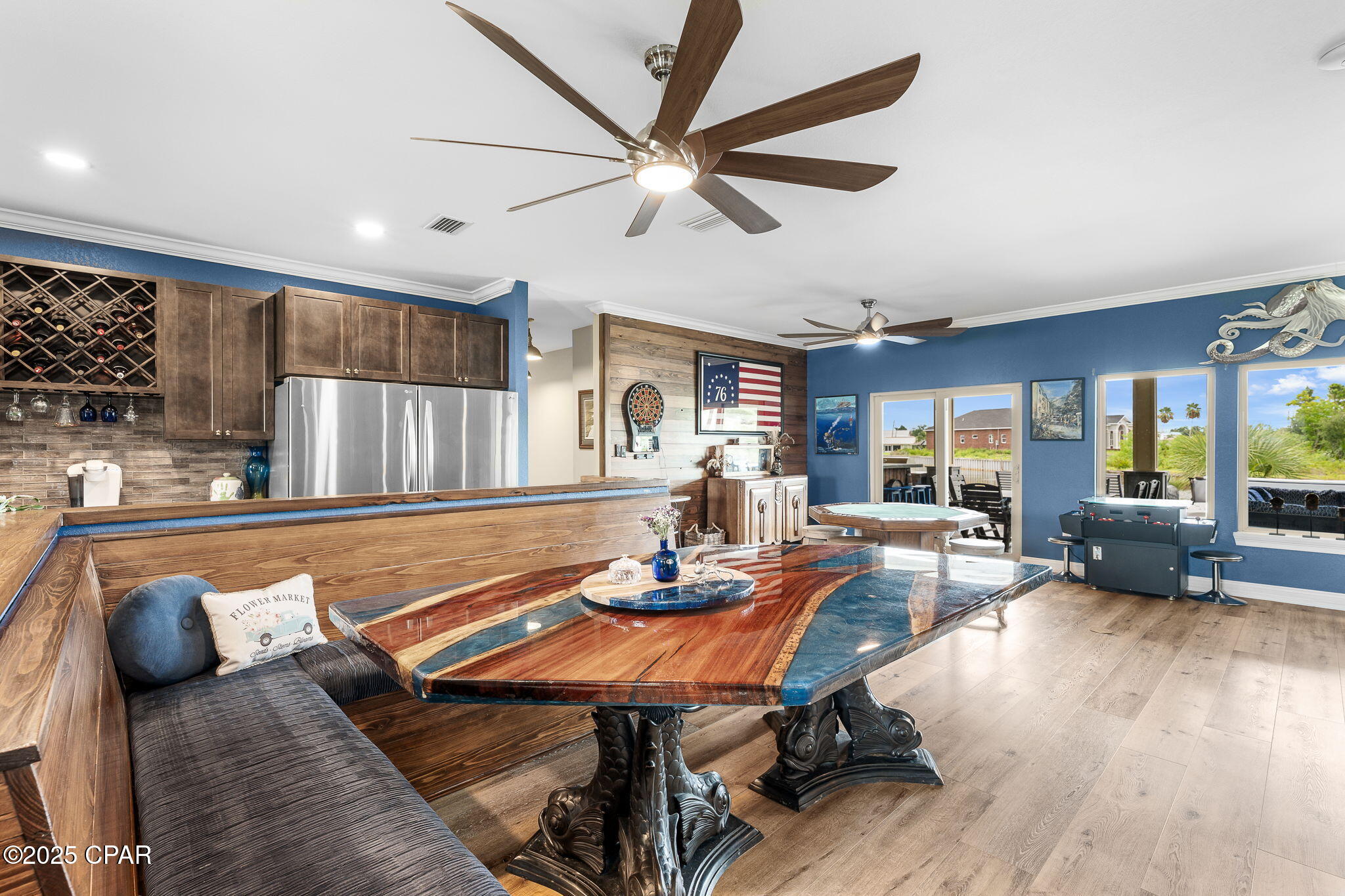 1019 Sunset Lane