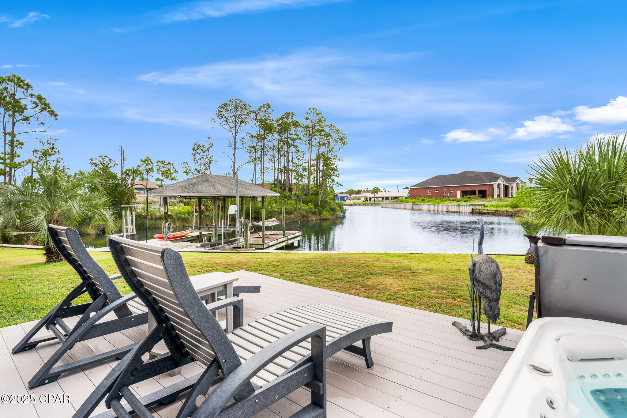 1019 Sunset Lane