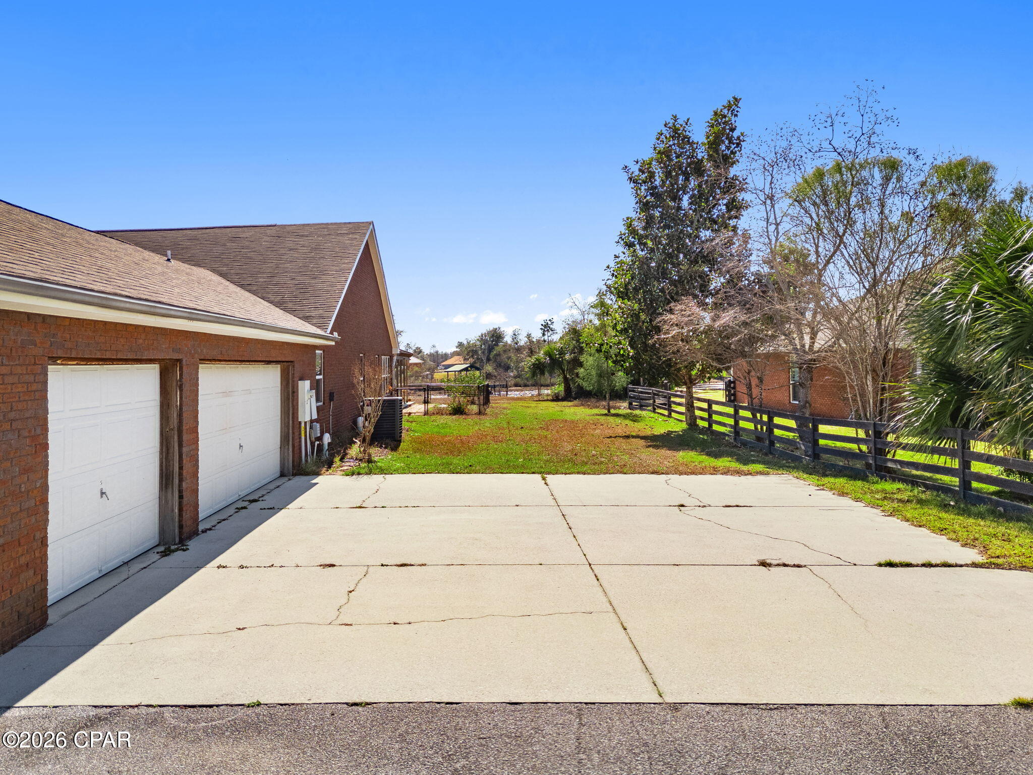 4330 De Len Drive