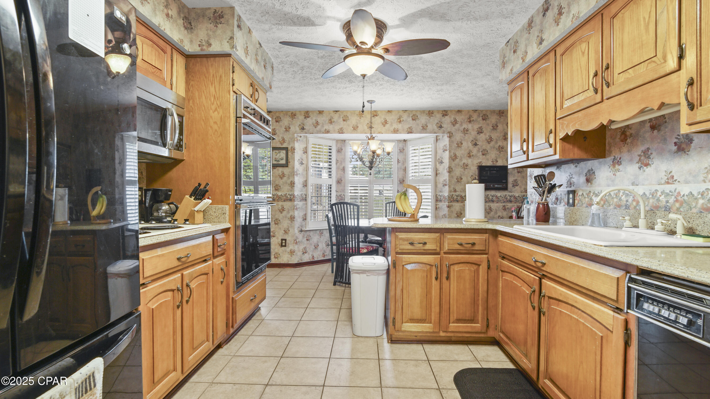 1303 Wildridge Road