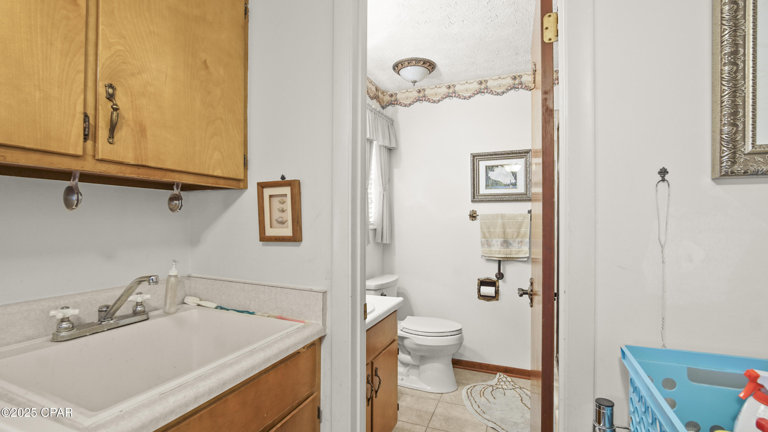 1303 Wildridge Road