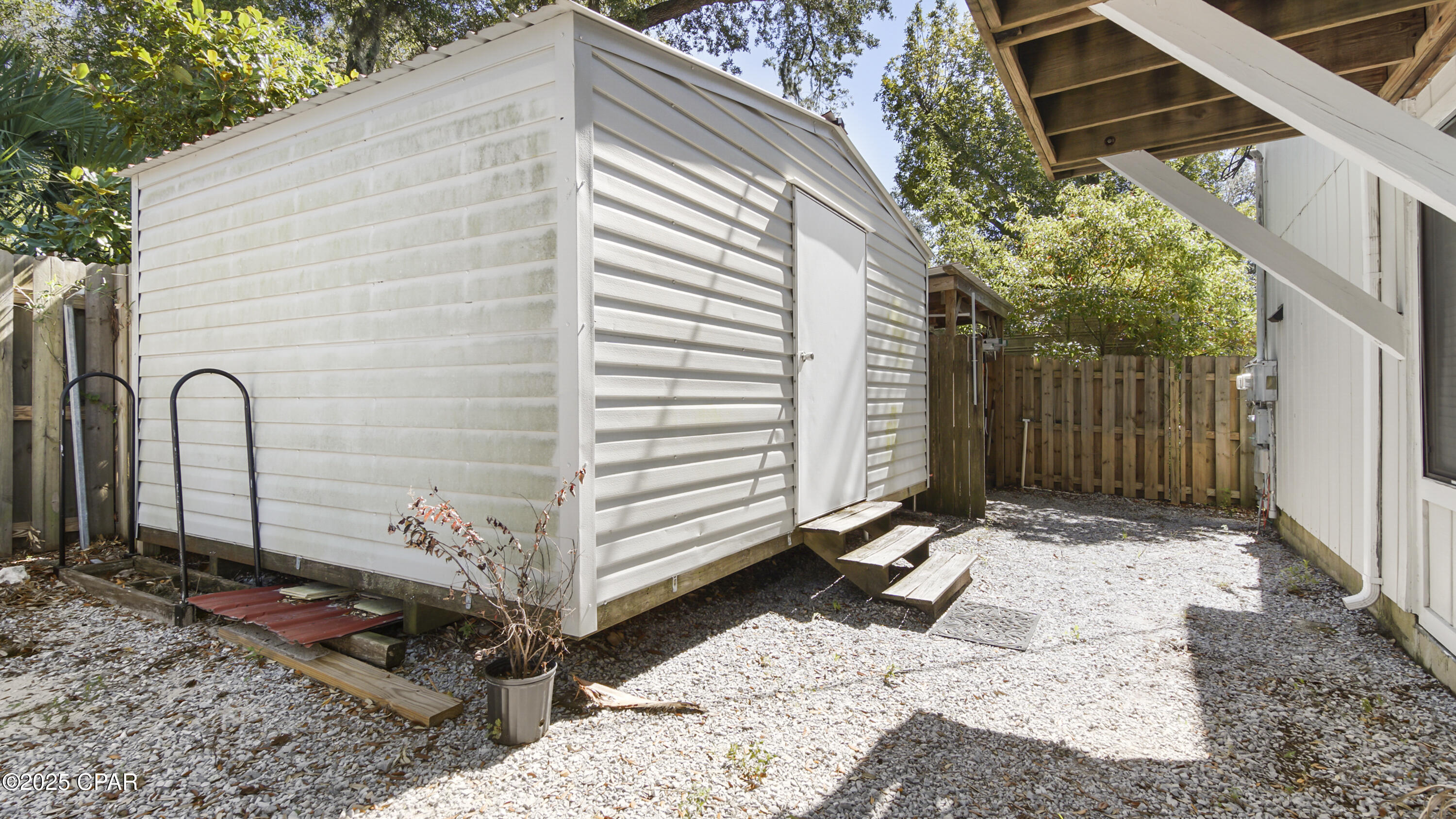4900 E 4th Street