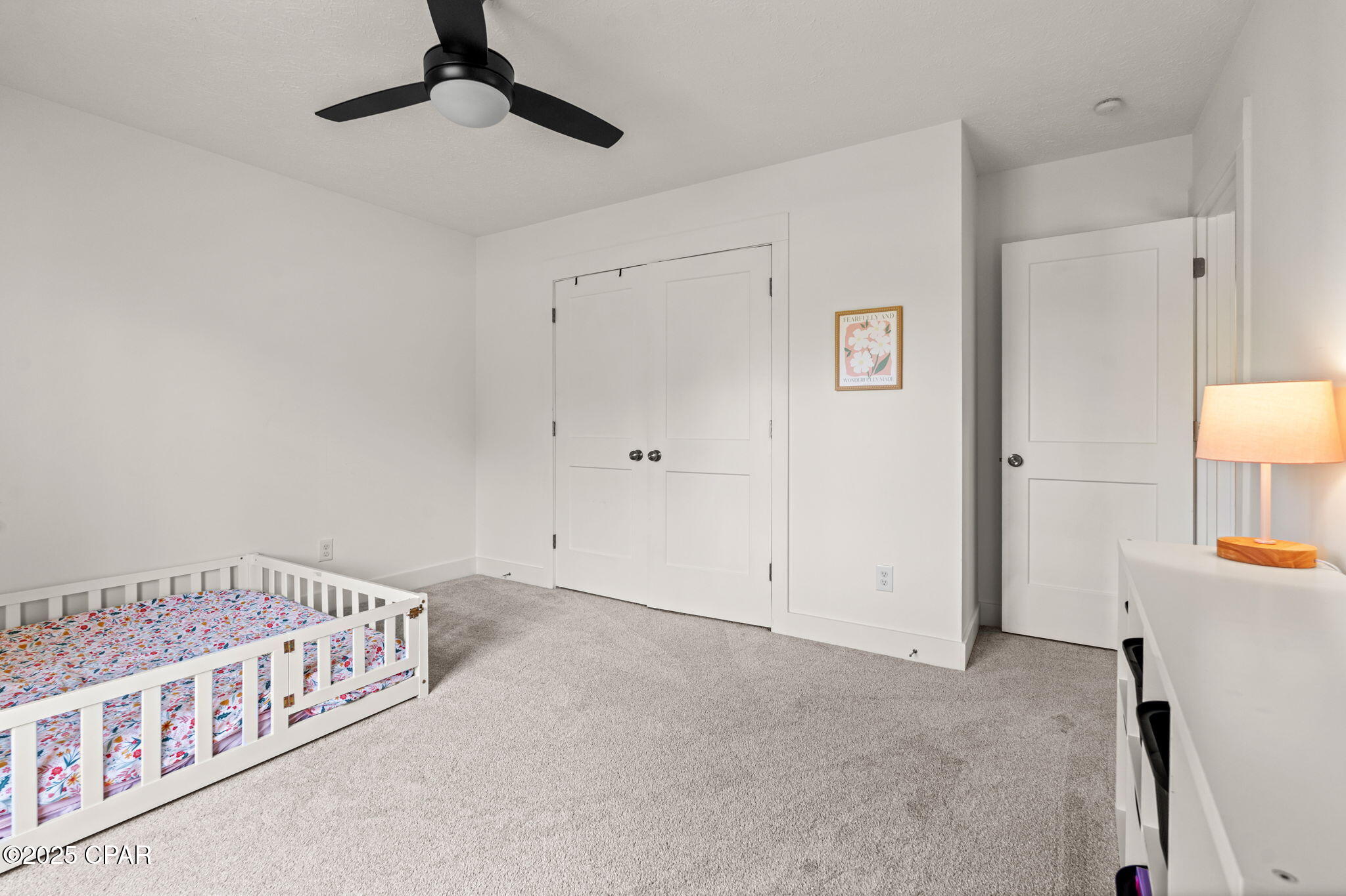 143 Queens Circle