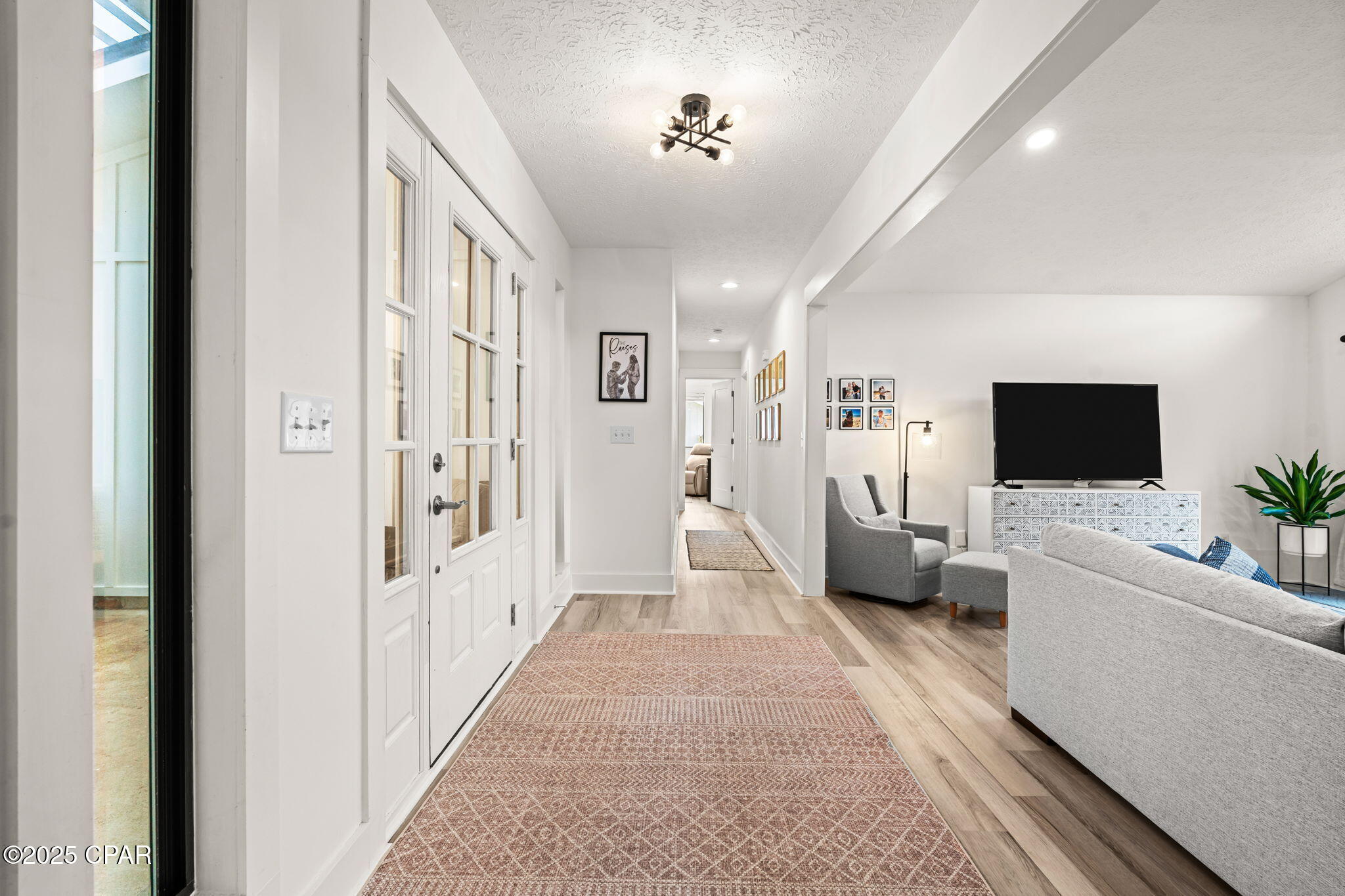 143 Queens Circle