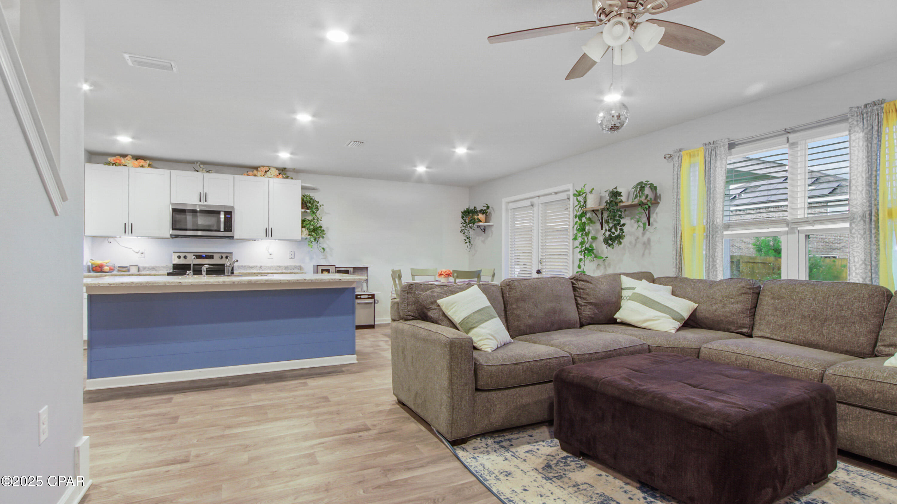 4757 Firefly Lane