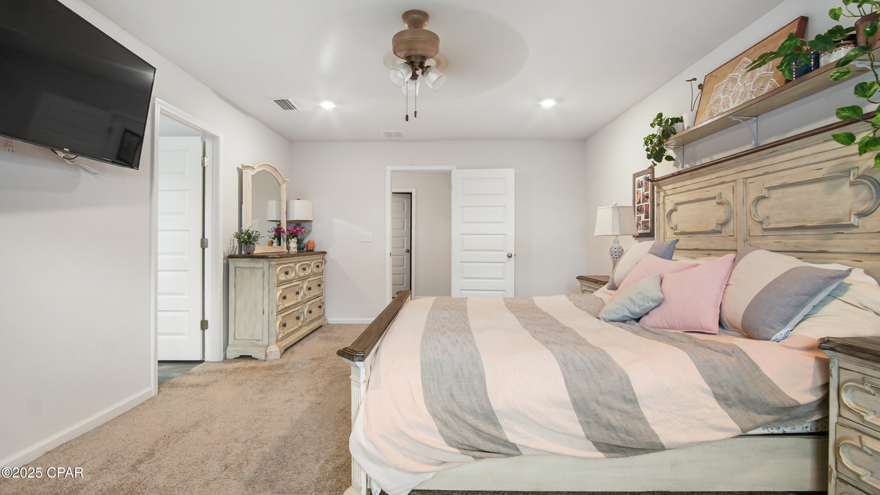 4757 Firefly Lane