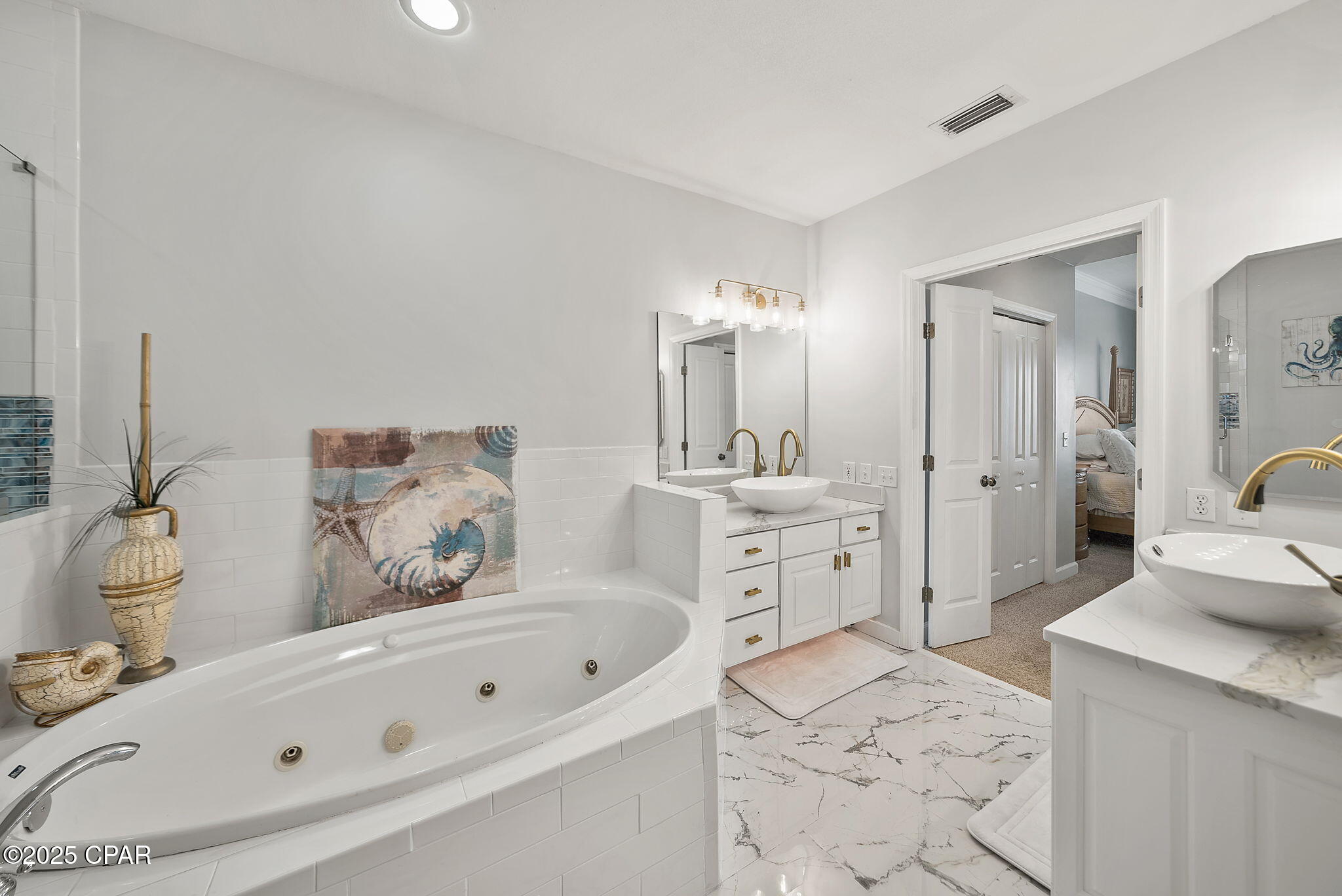 8601 W Surf 15 - Drive 15w