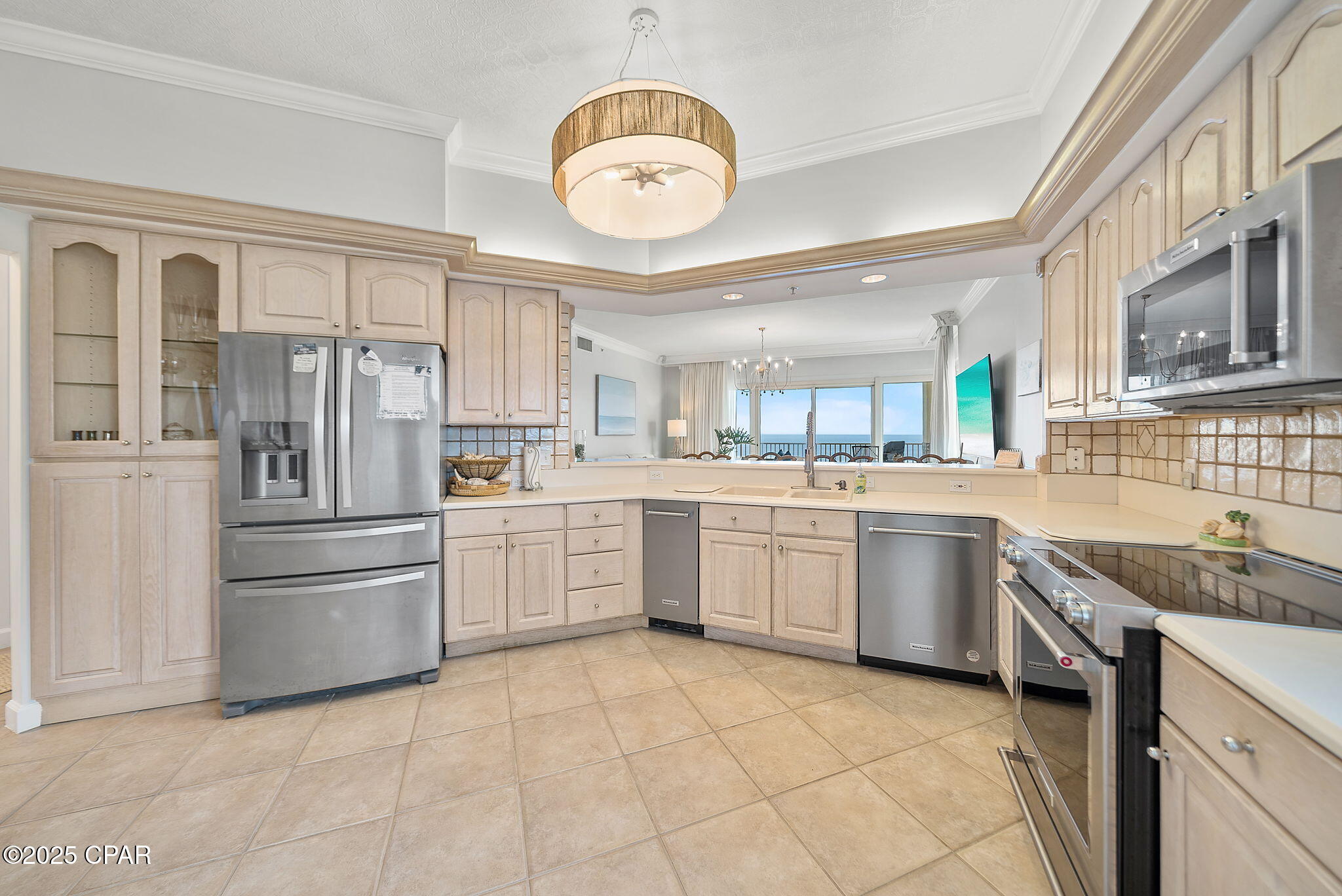 8601 W Surf 15 - Drive 15w