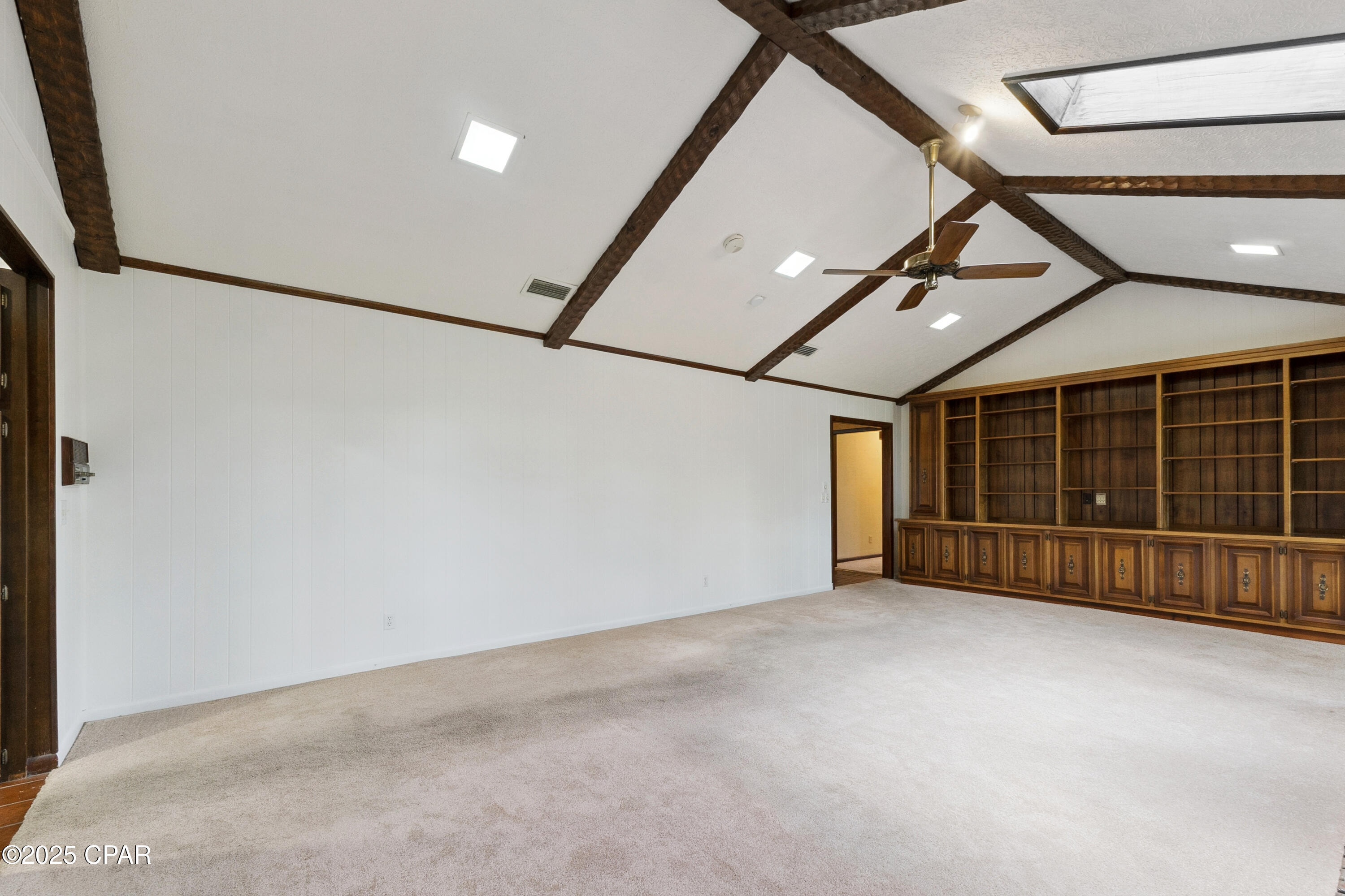 811 W Pierson Drive Drive