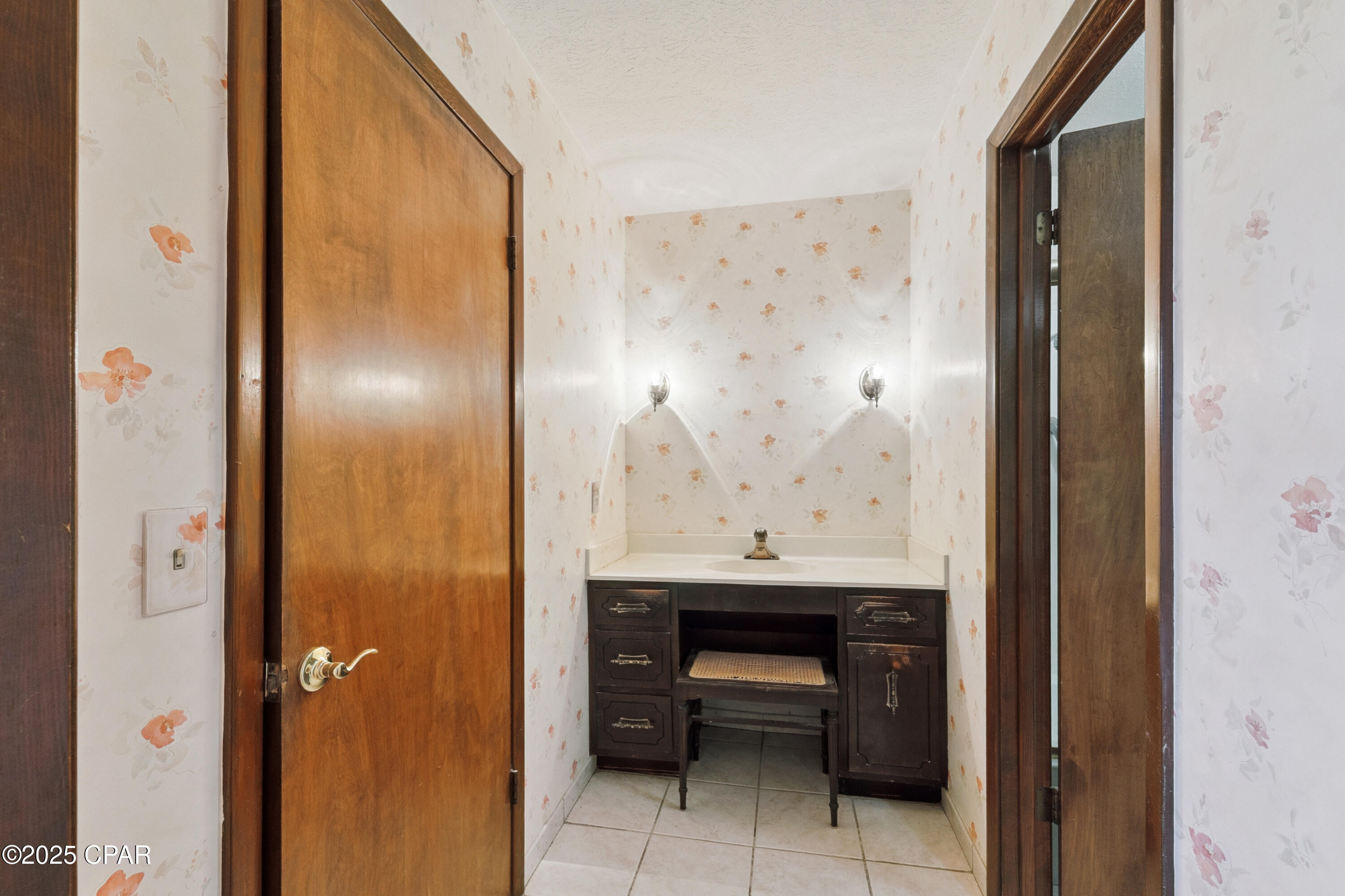 811 W Pierson Drive Drive