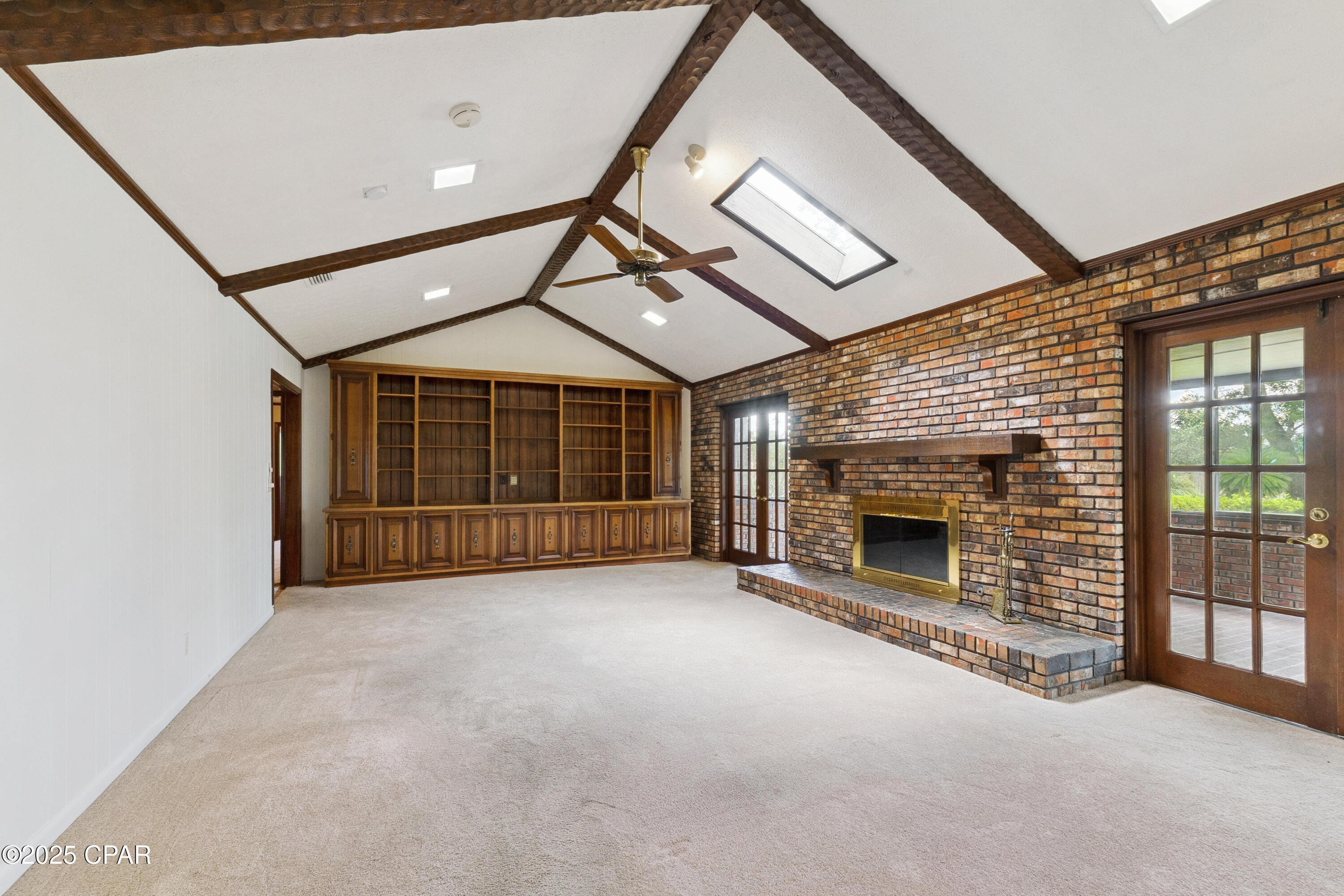 811 W Pierson Drive Drive