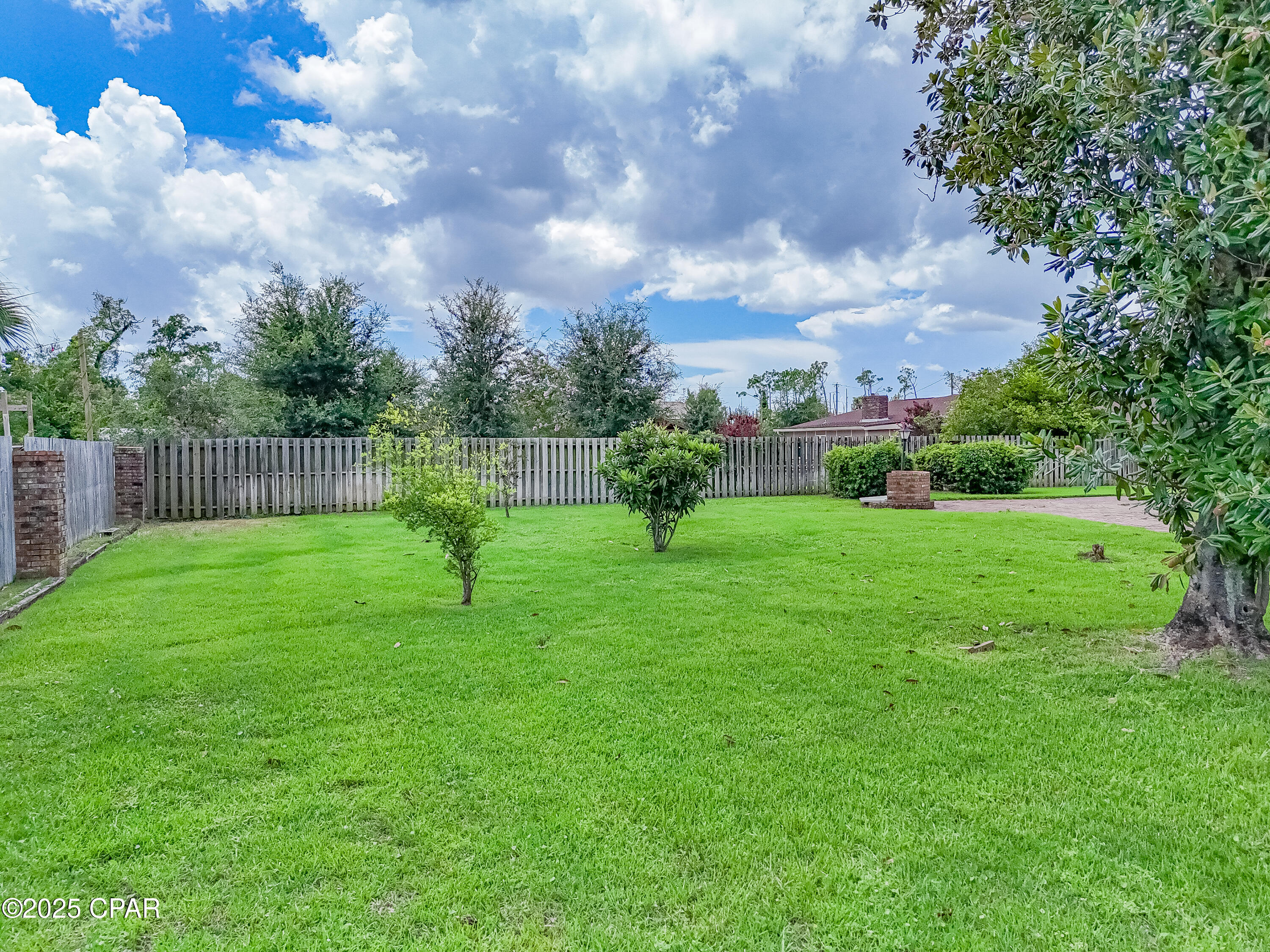 811 W Pierson Drive Drive