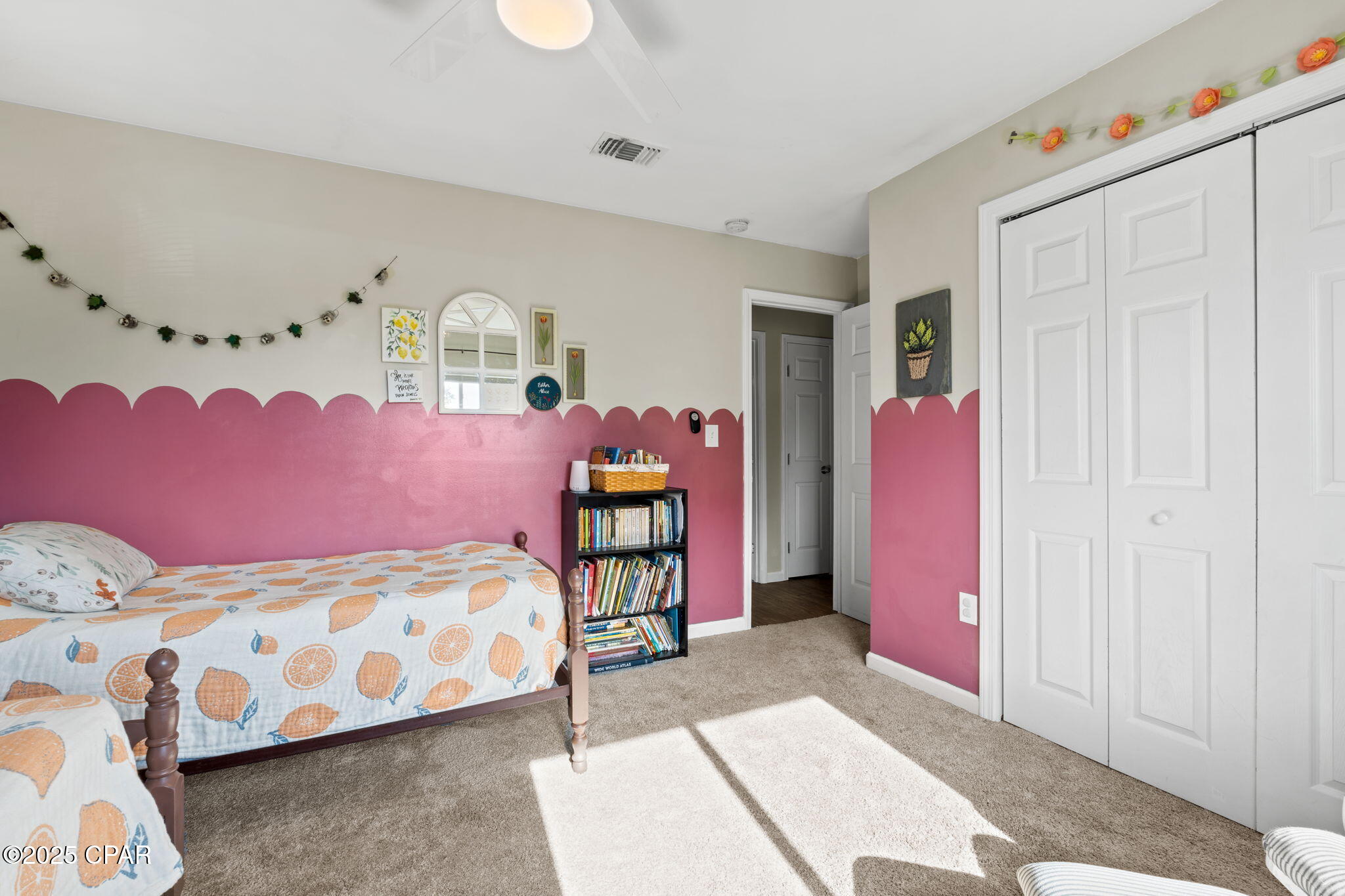 212 S Kimbrel Avenue