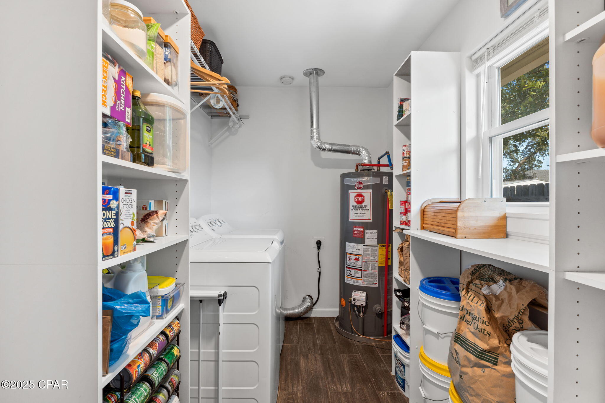 212 S Kimbrel Avenue