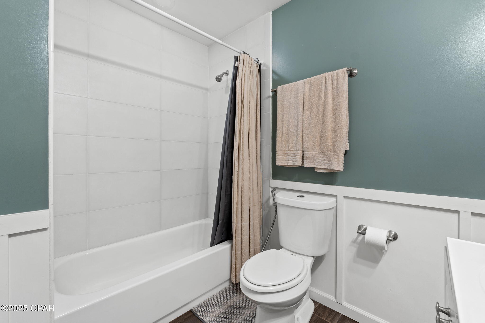 212 S Kimbrel Avenue